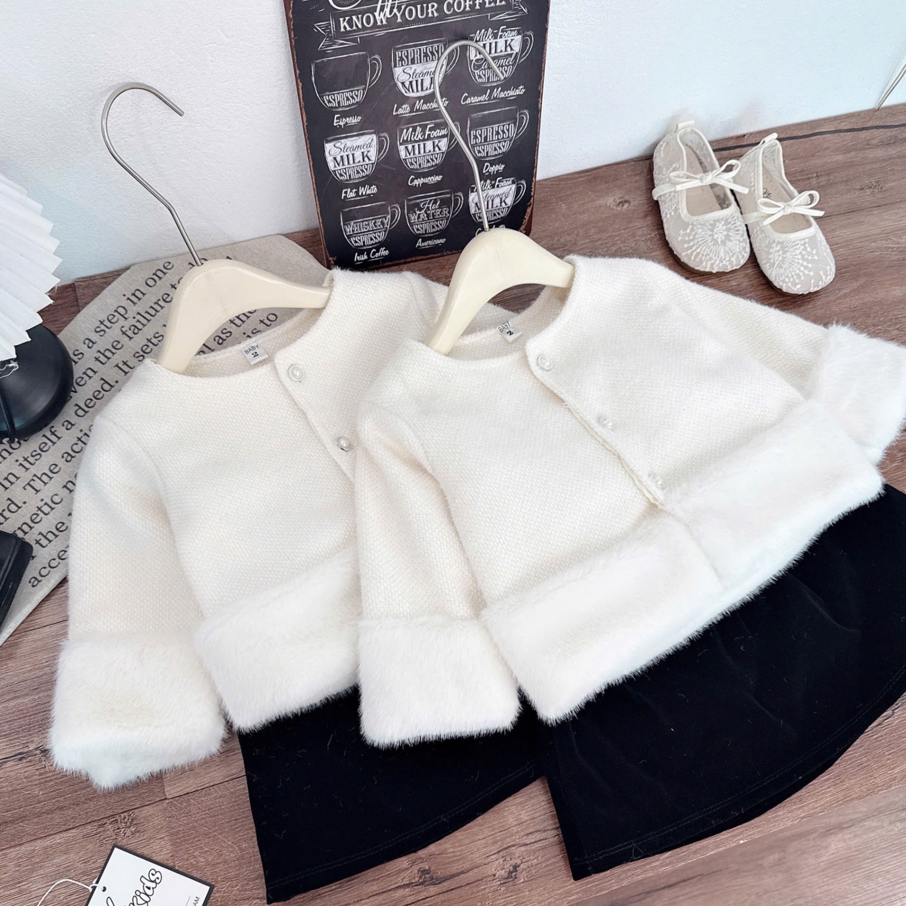 Sét áo dạ lông mịn chân váy nhung đen bé gái