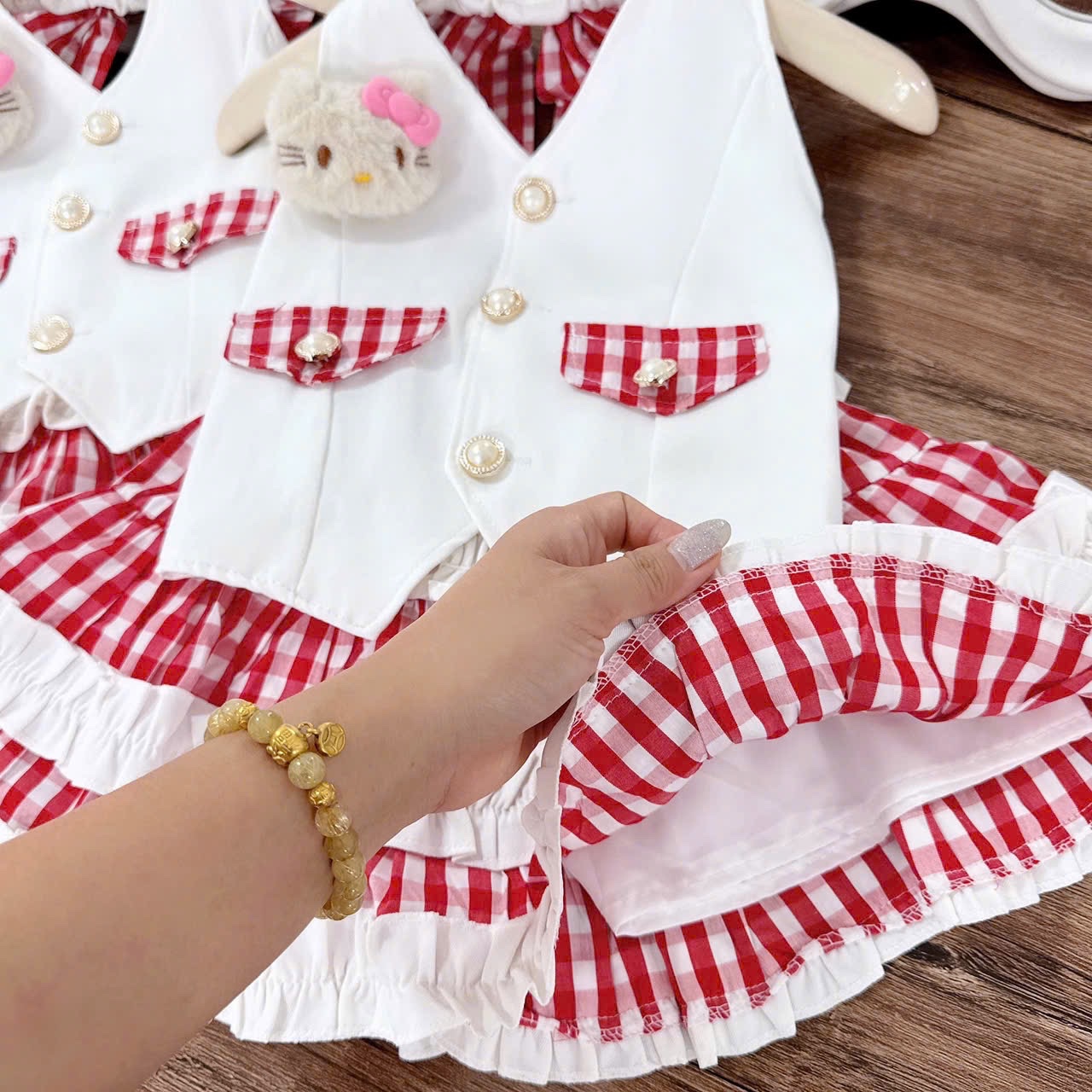 Sét áo giả vest cổ yếm cv kẻ caro tầng bé gái