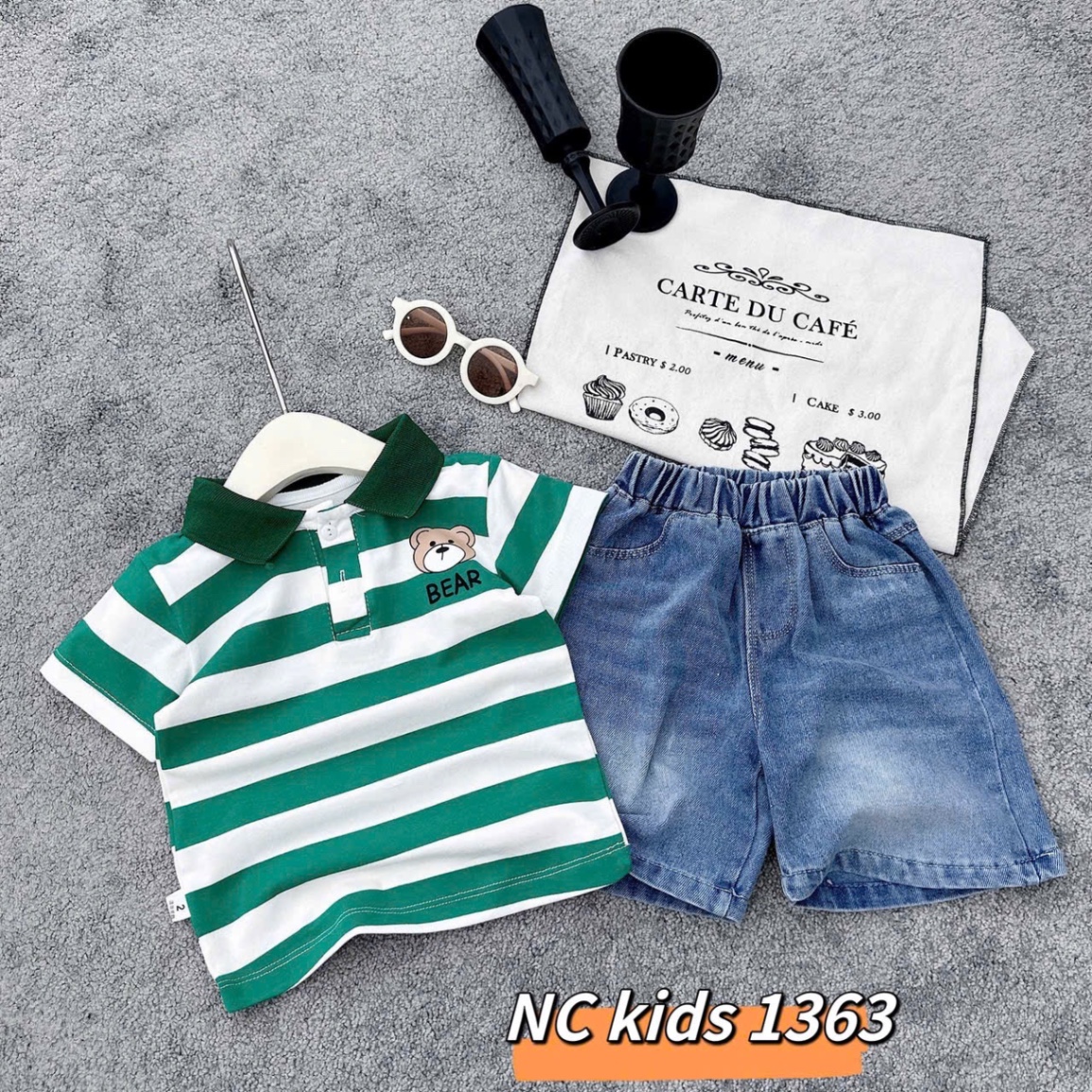 Sét áo gấu kẻ quần sooc bò cho bé trai