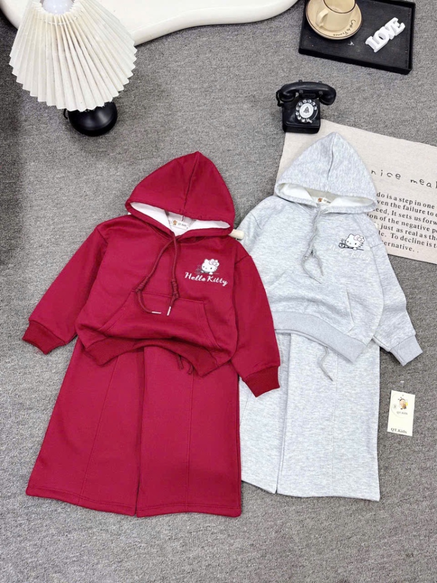 Sét bộ kitty qt lót lông mịn quần xuông bé gái