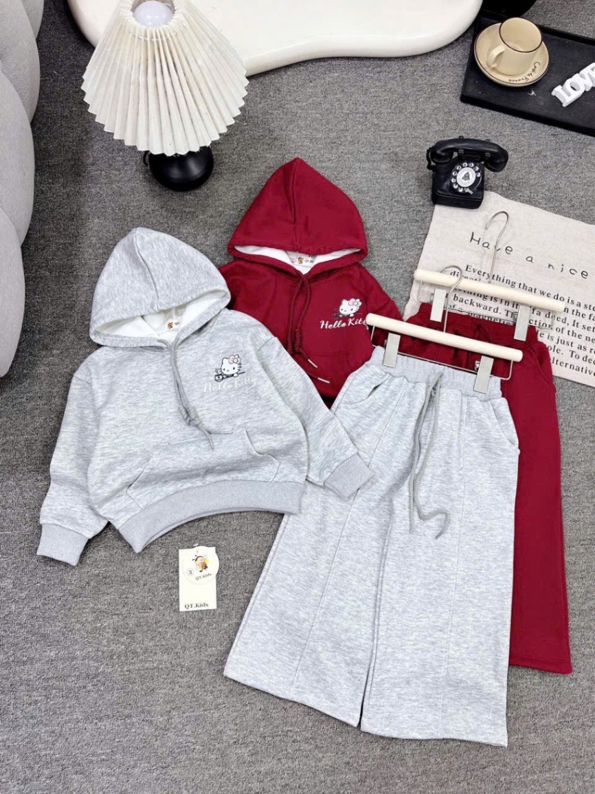 Sét bộ kitty qt lót lông mịn quần xuông bé gái