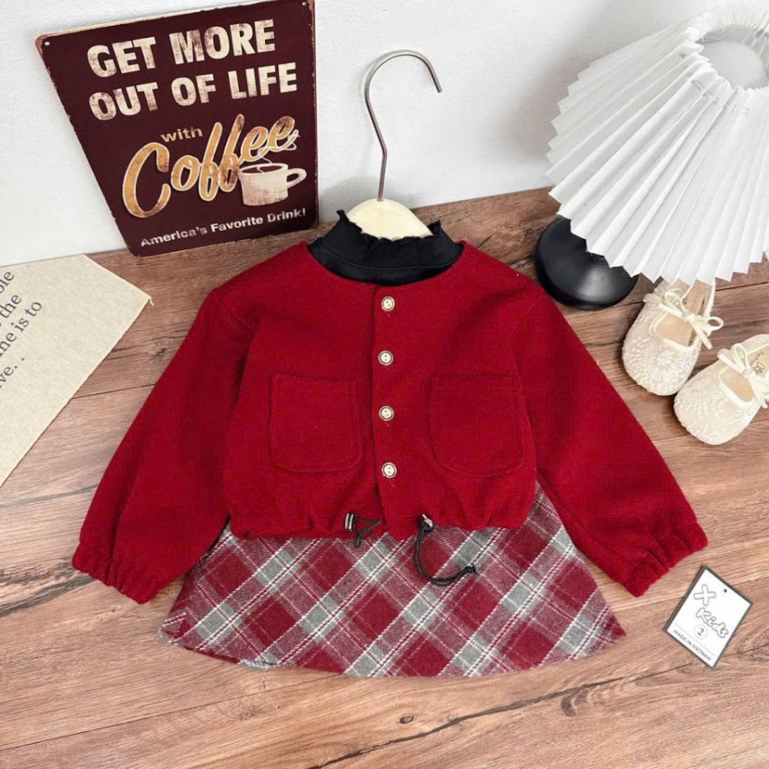 Sét dạ đỏ 3 chi tiết cv kẻ caro bé gái