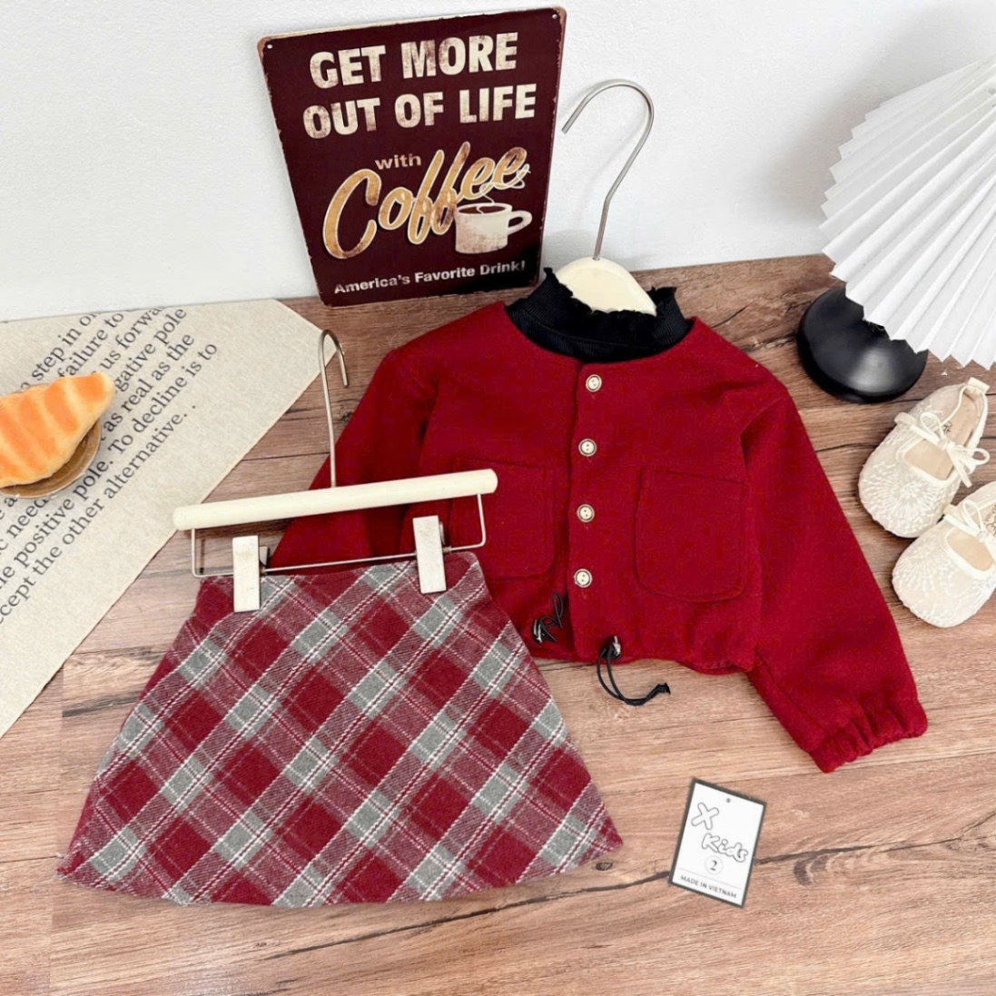 Sét dạ đỏ 3 chi tiết cv kẻ caro bé gái