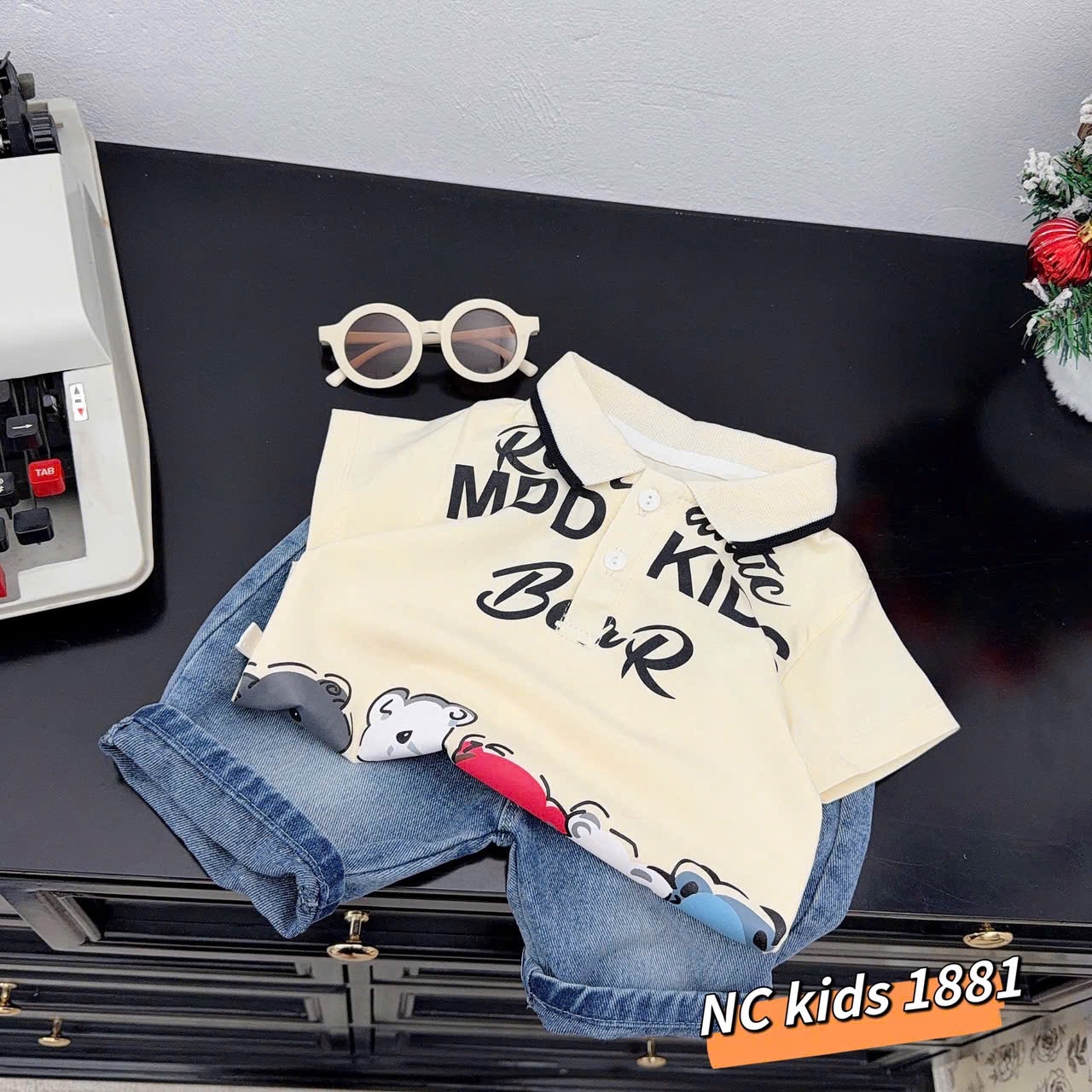 Sét áo gấu bear kem quần sooc bé trai