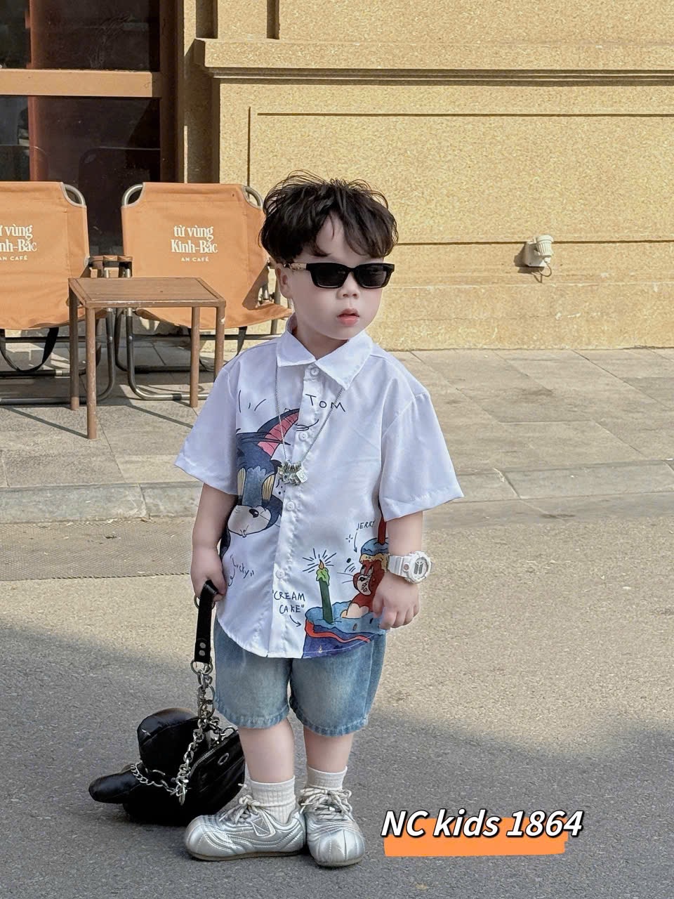 Sét sơ mi hình to quần sooc bò bé trai