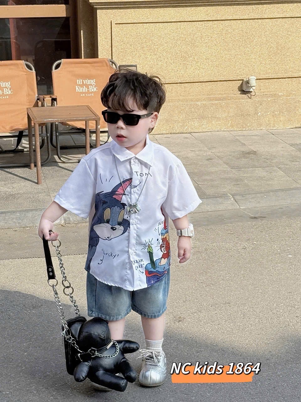 Sét sơ mi hình to quần sooc bò bé trai