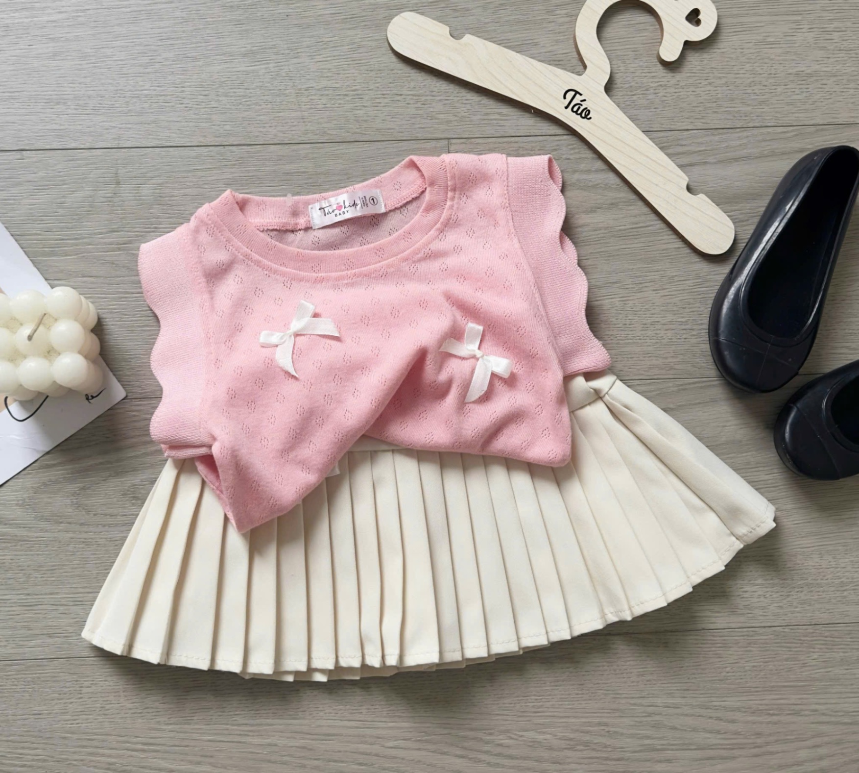 Sét áo hồng cv dập ly bé gái tk