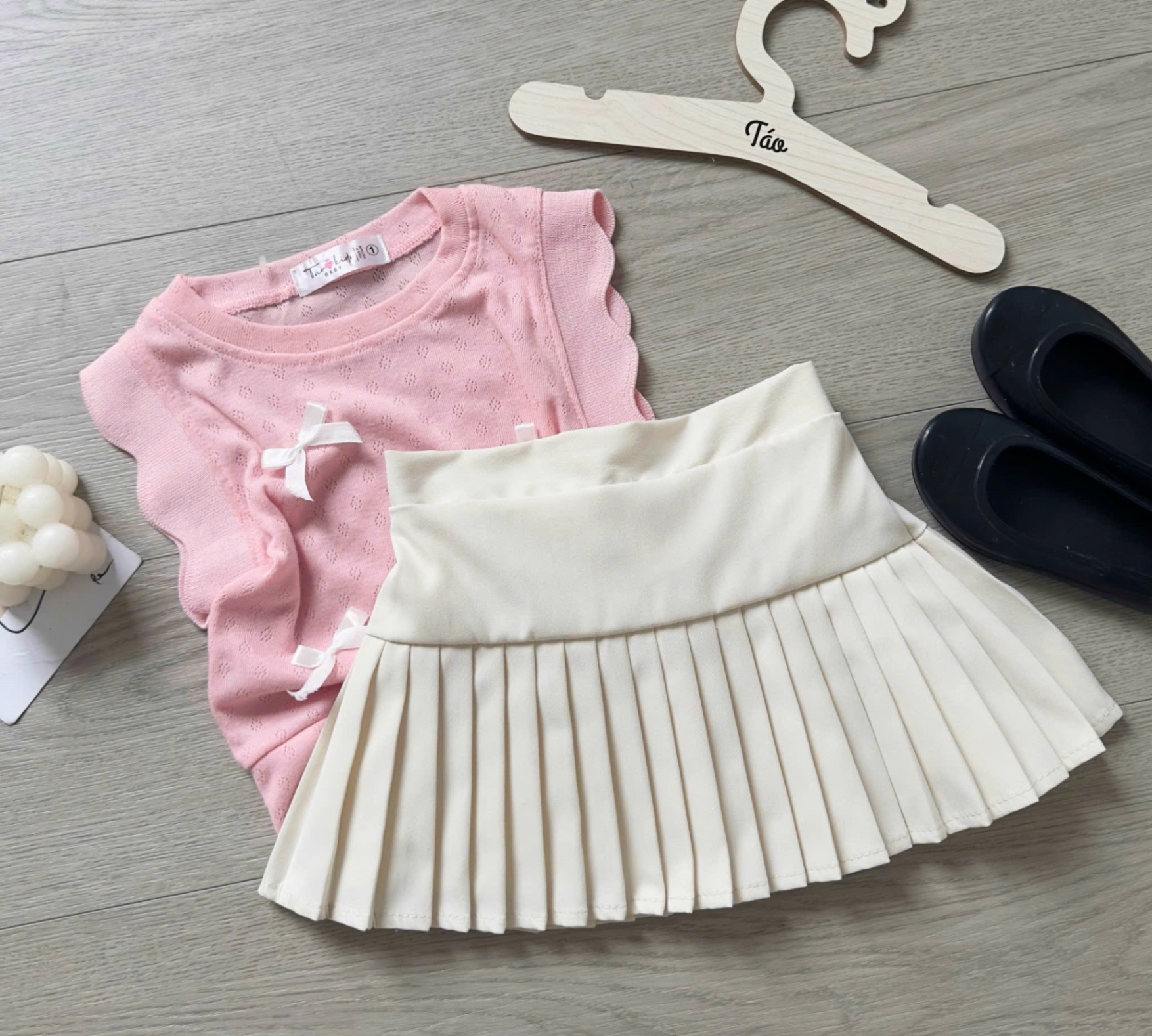 Sét áo hồng cv dập ly bé gái tk