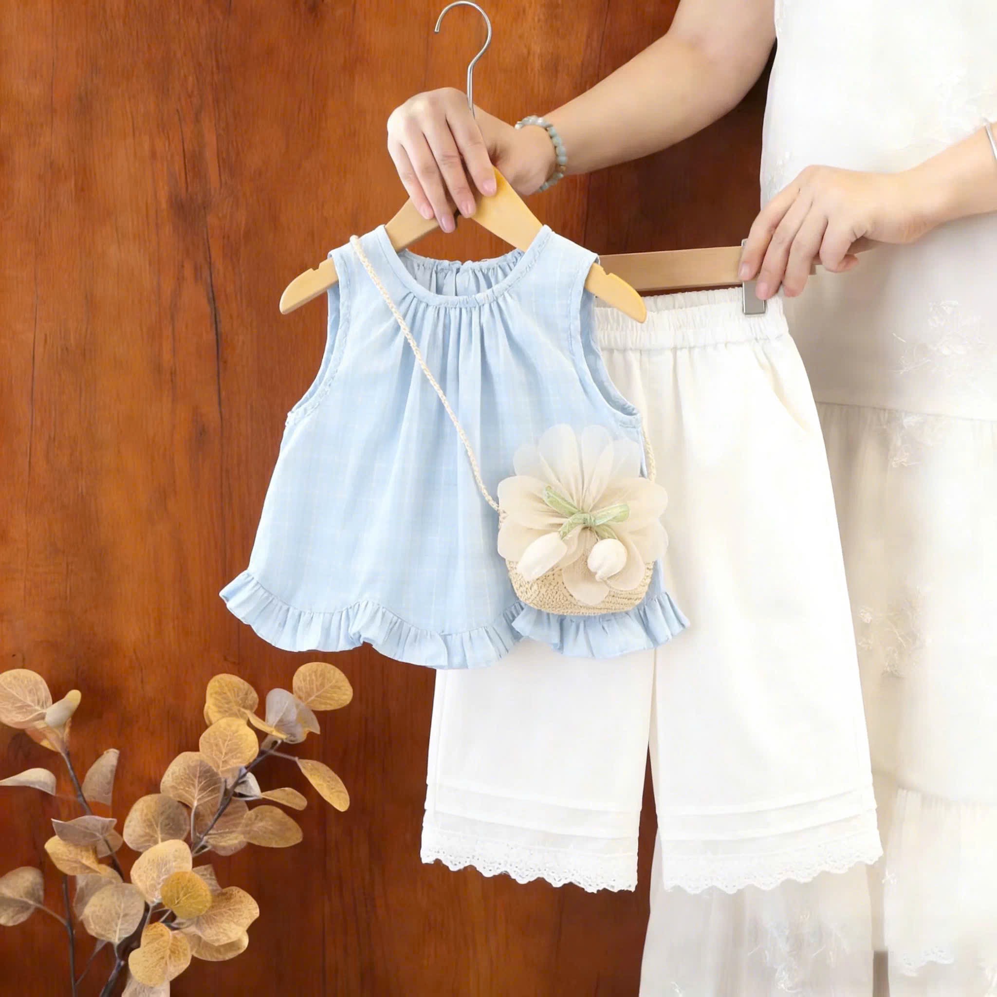 Sét 3 chi tiết áo sát nách quần xuông kèm túi cói sn