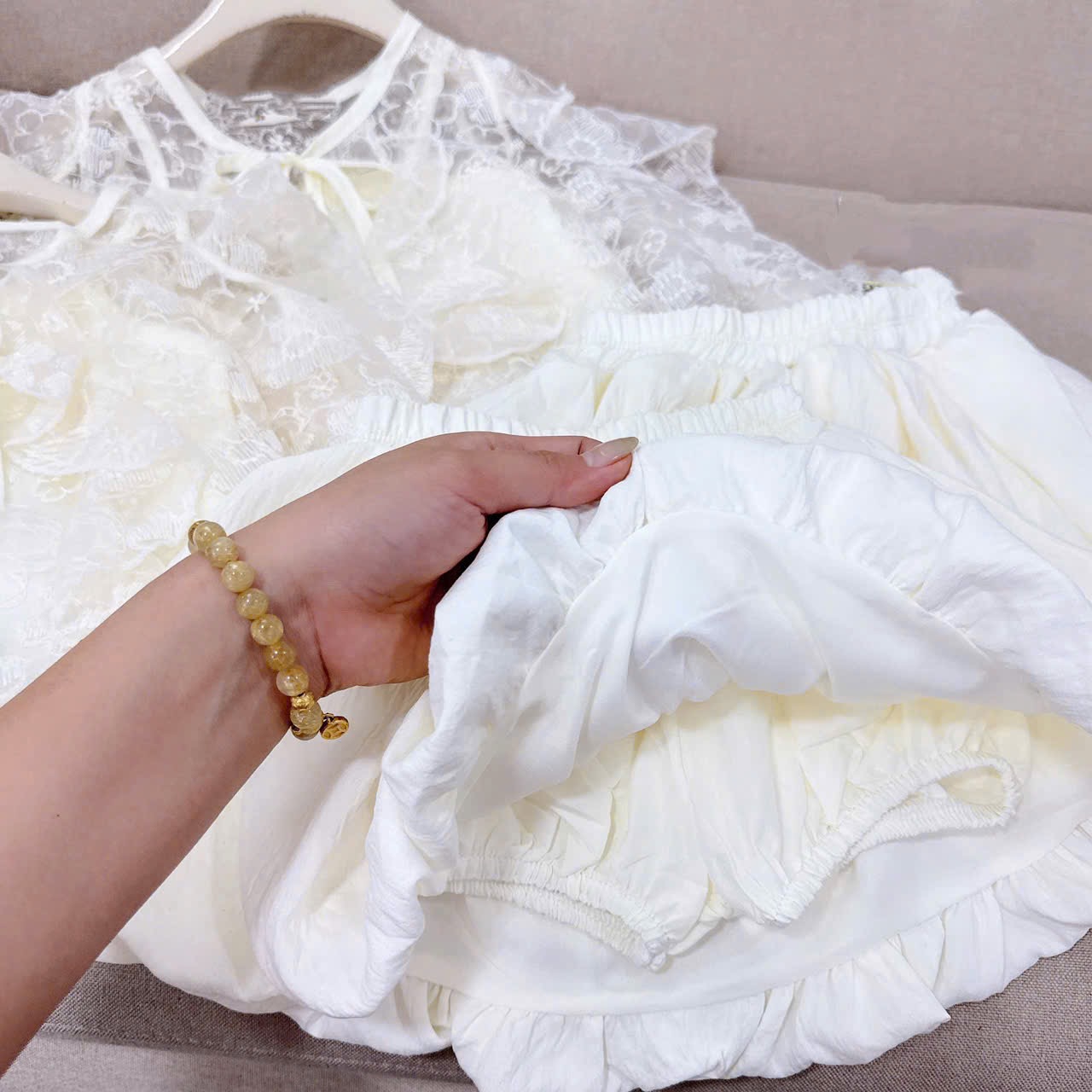Sét 3 chi tiết ren quần bồng bé gái