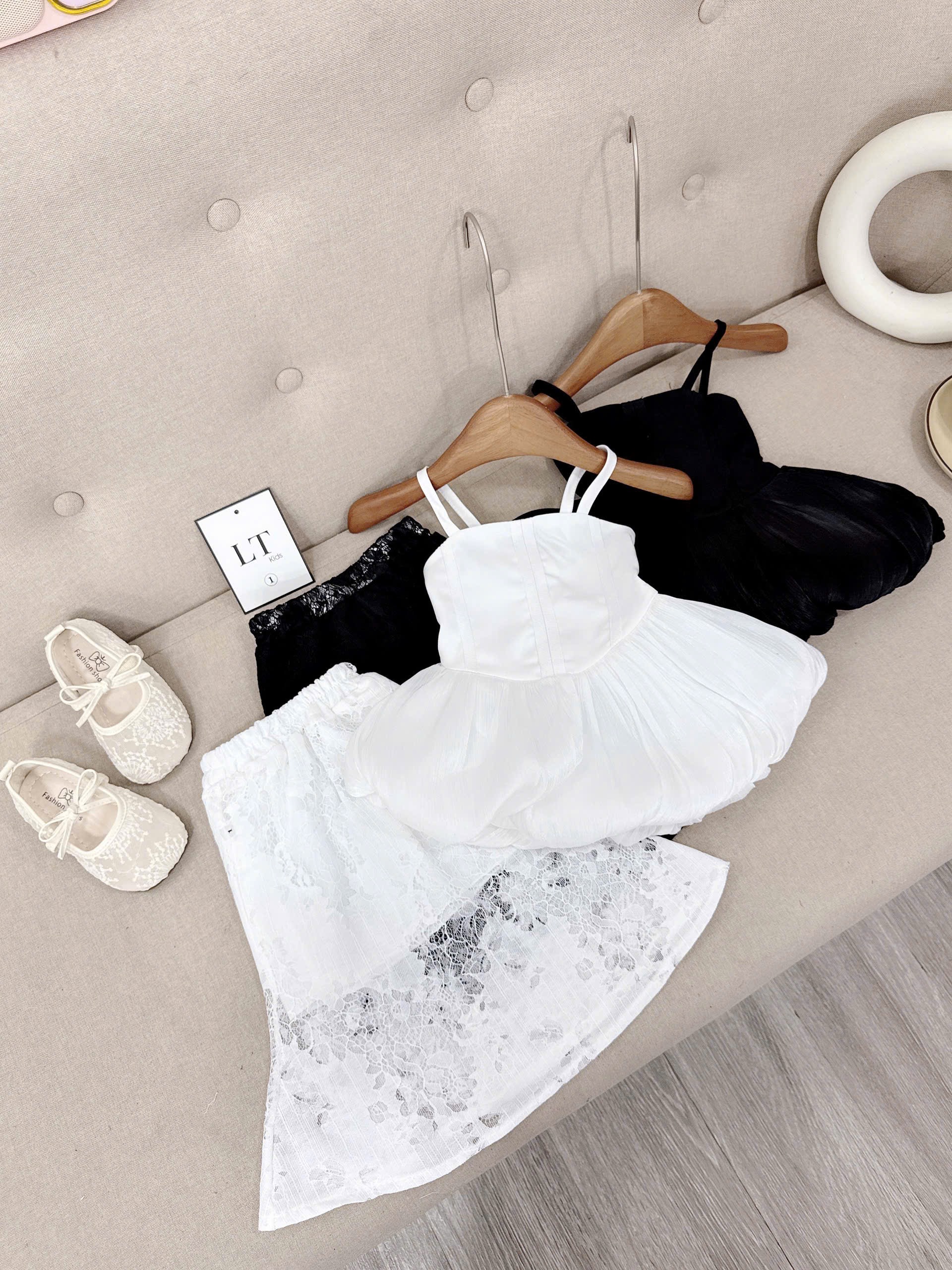 Sét áo 2 dây thân bồng cv ren bé gái