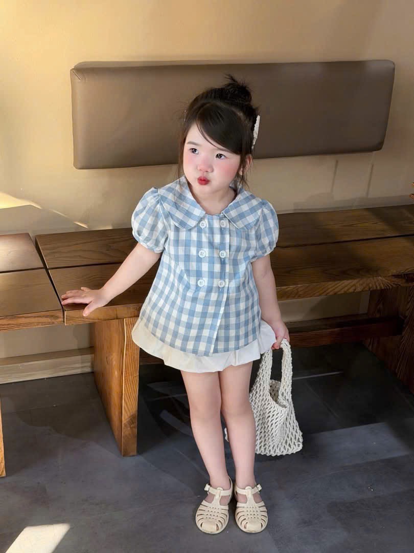 Sét áo caro xanh cv trắng bé gái