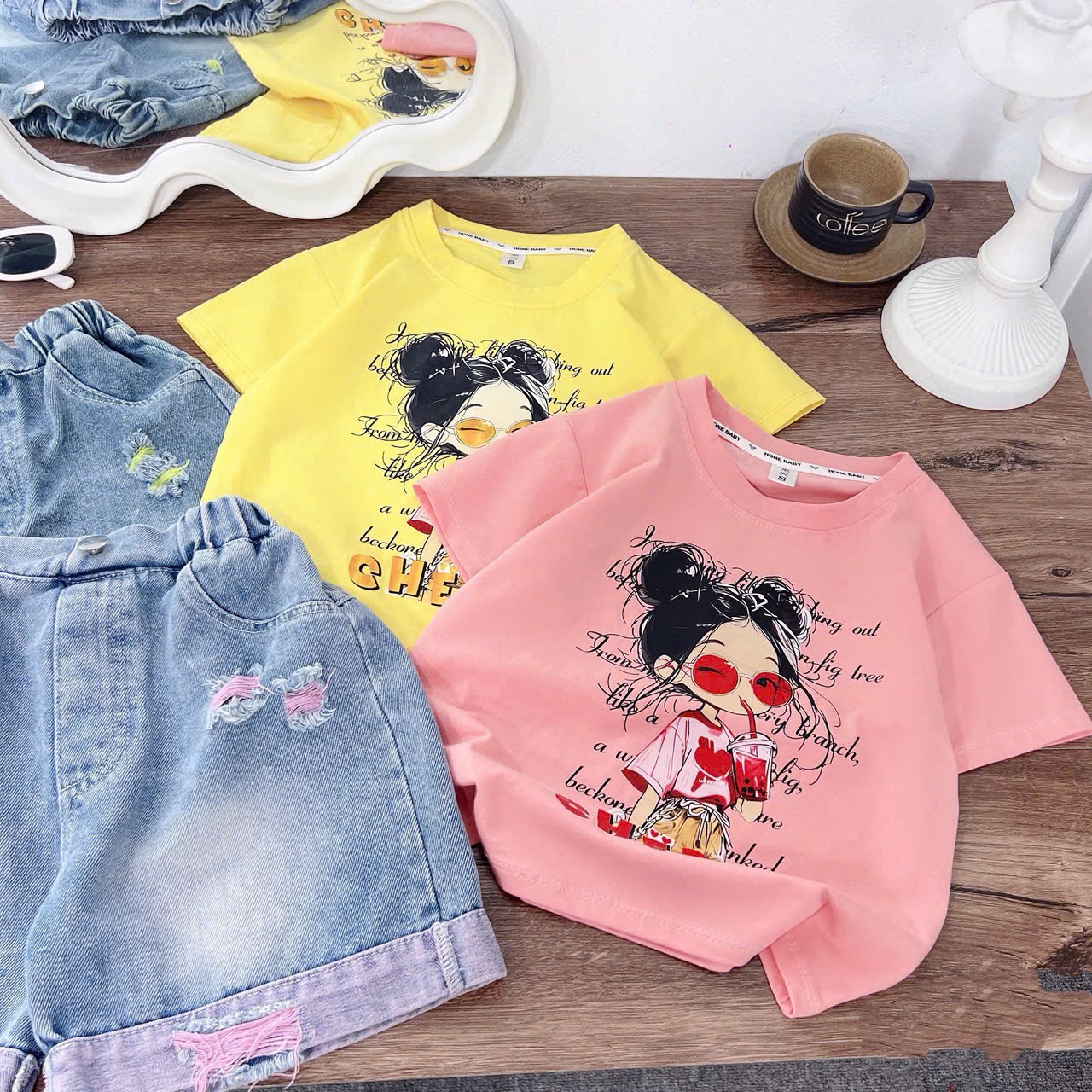 Sét áo cô bé tóc túm quần sooc bò bé gái