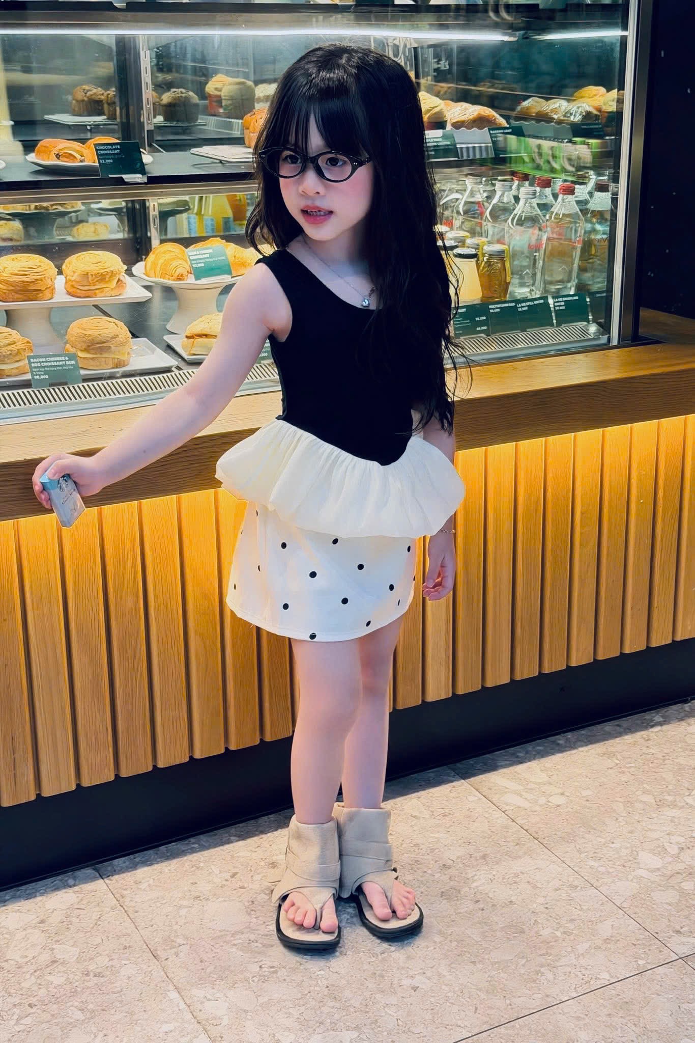 Sét áo cotton phối bèo cv chấm bi bé gái