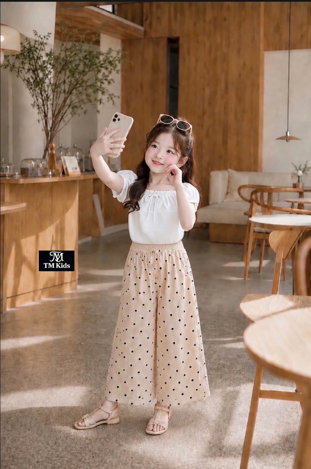 Sét áo cotton phối ren quần xuông bi tm bé gái