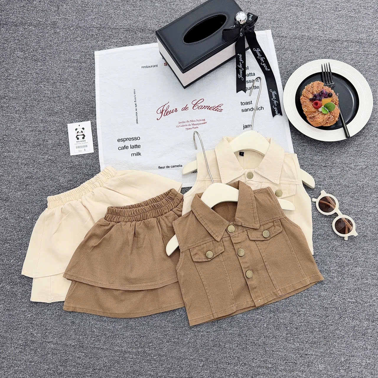 Sét áo croptop kaki cv tầng bé gái