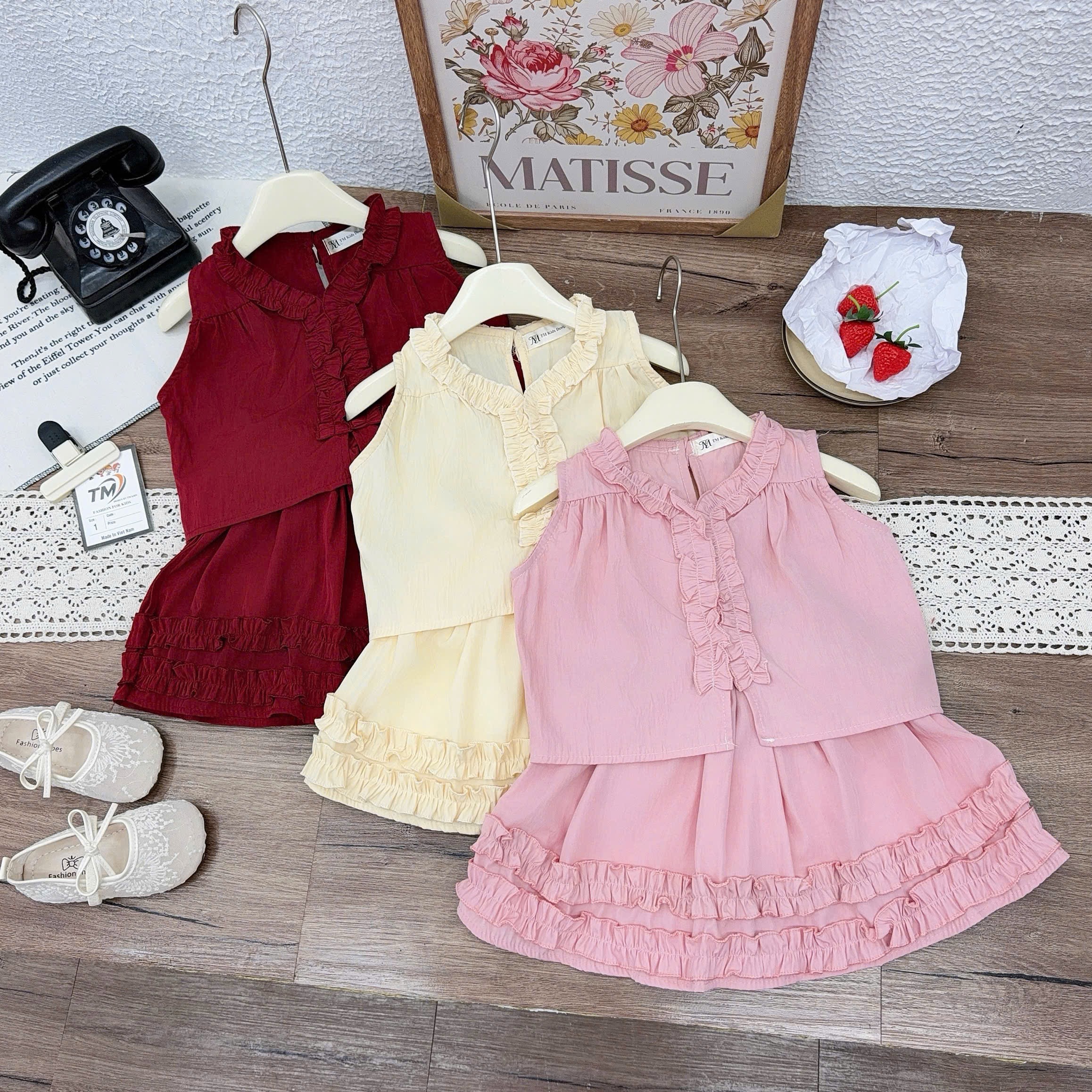 Sét áo croptop viền bèo cv tm bé gái