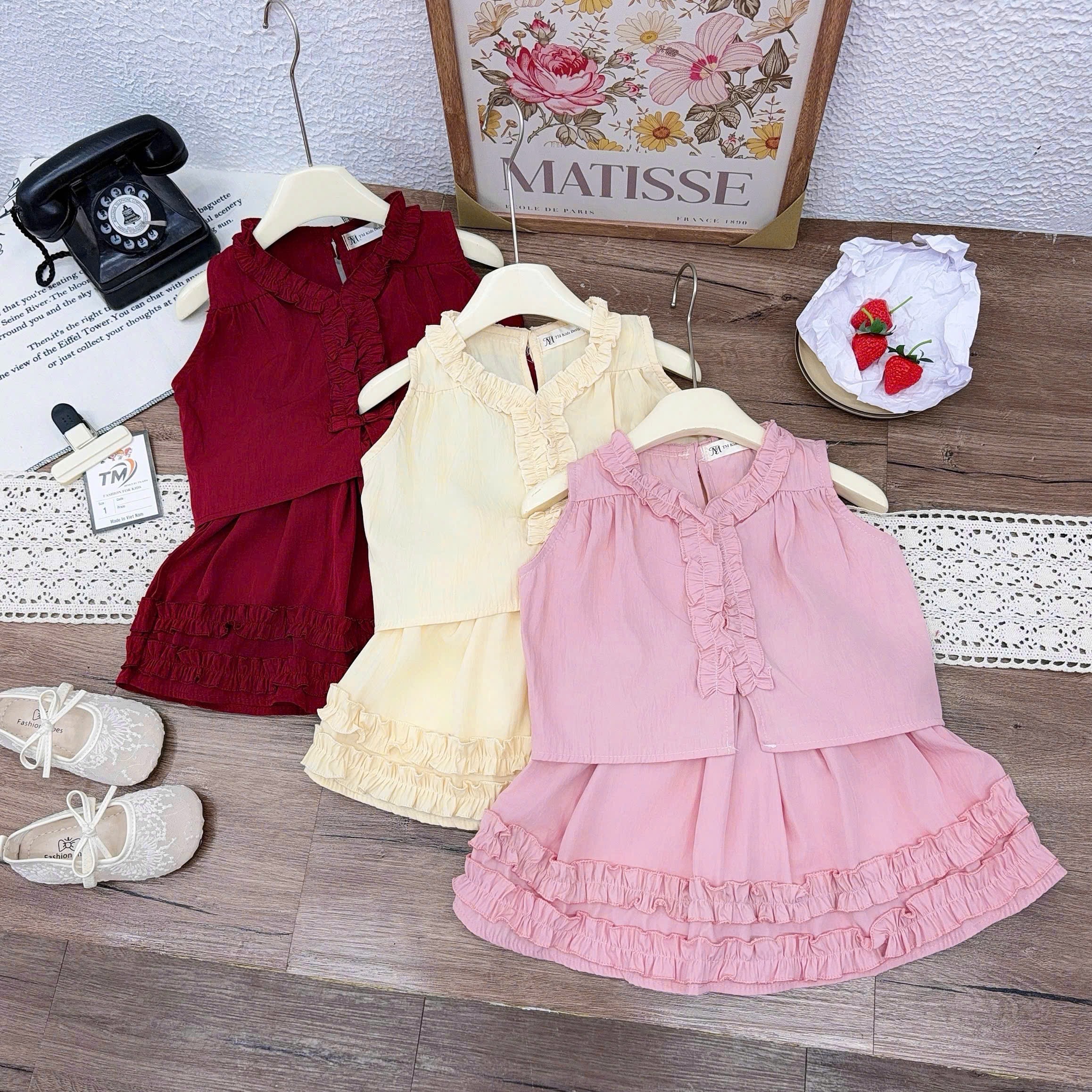 Sét áo croptop viền bèo cv tm bé gái