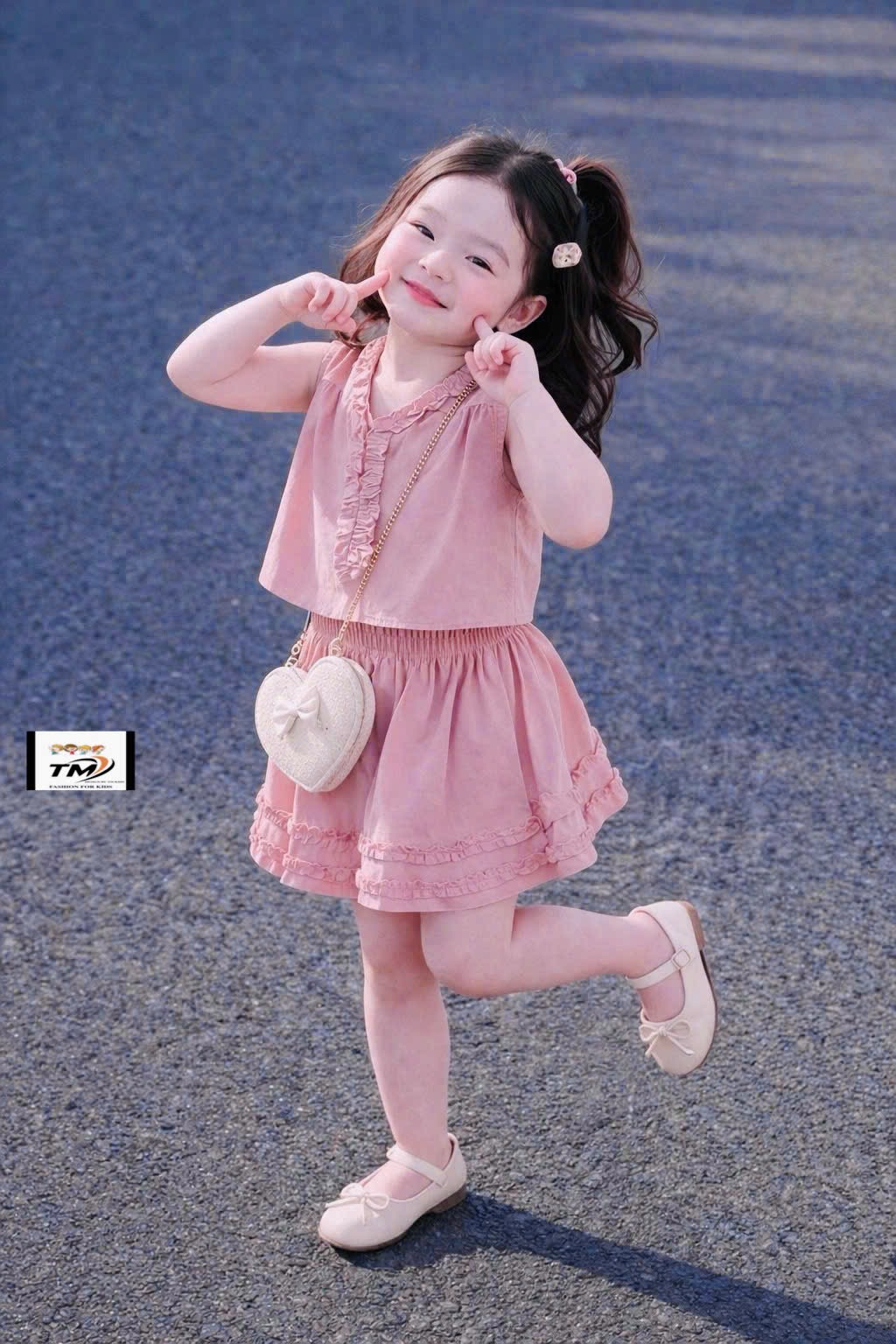 Sét áo croptop viền bèo cv tm bé gái