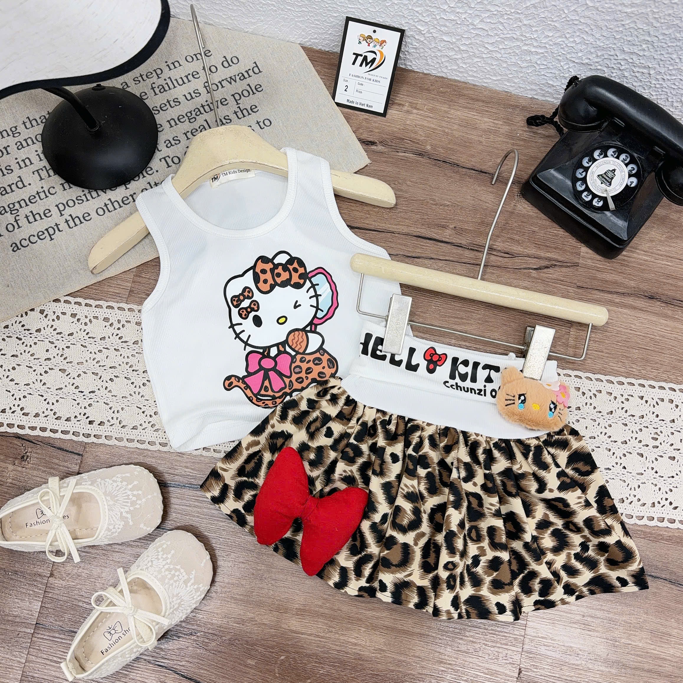 Sét áo kitty cv beo bé gái