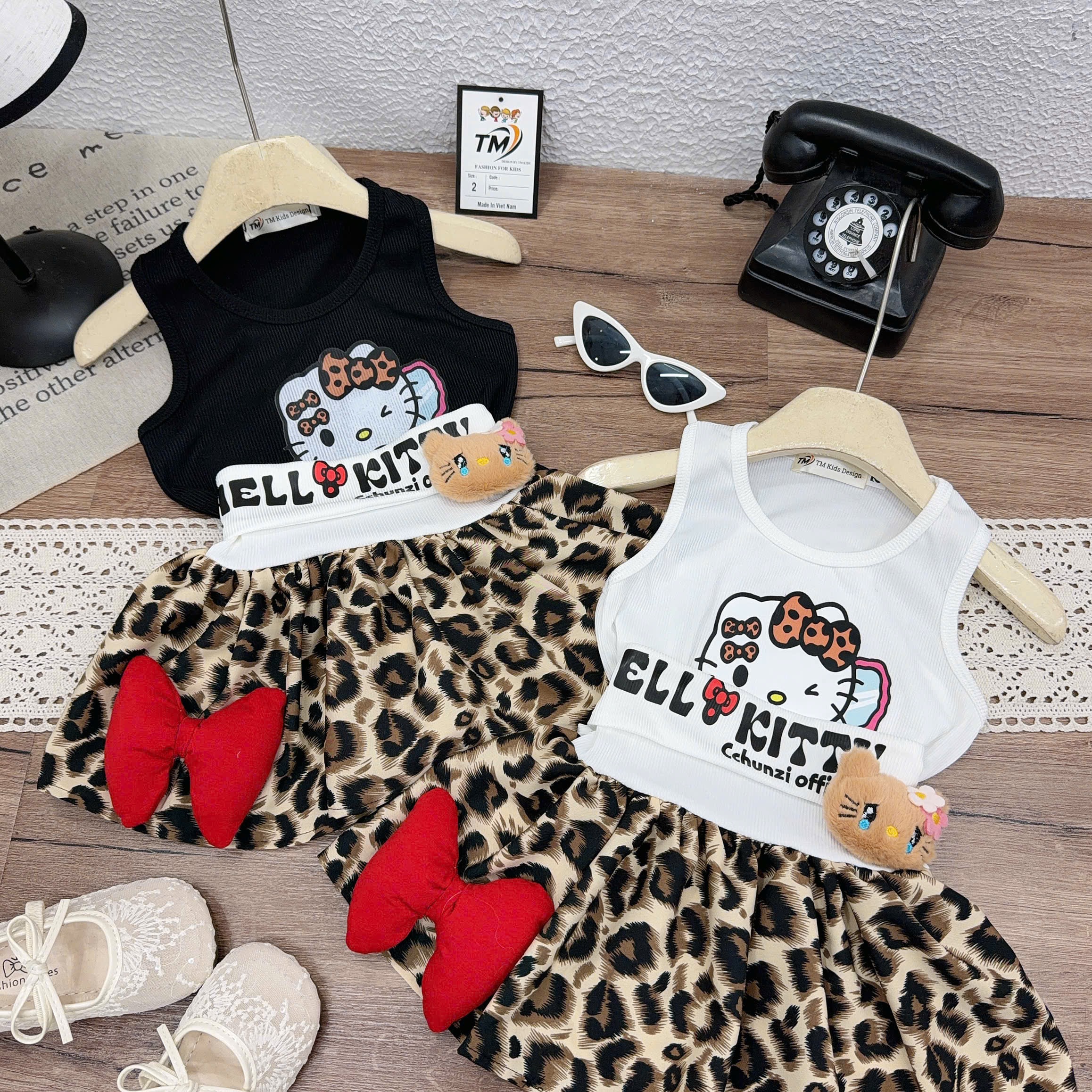Sét áo kitty cv beo bé gái