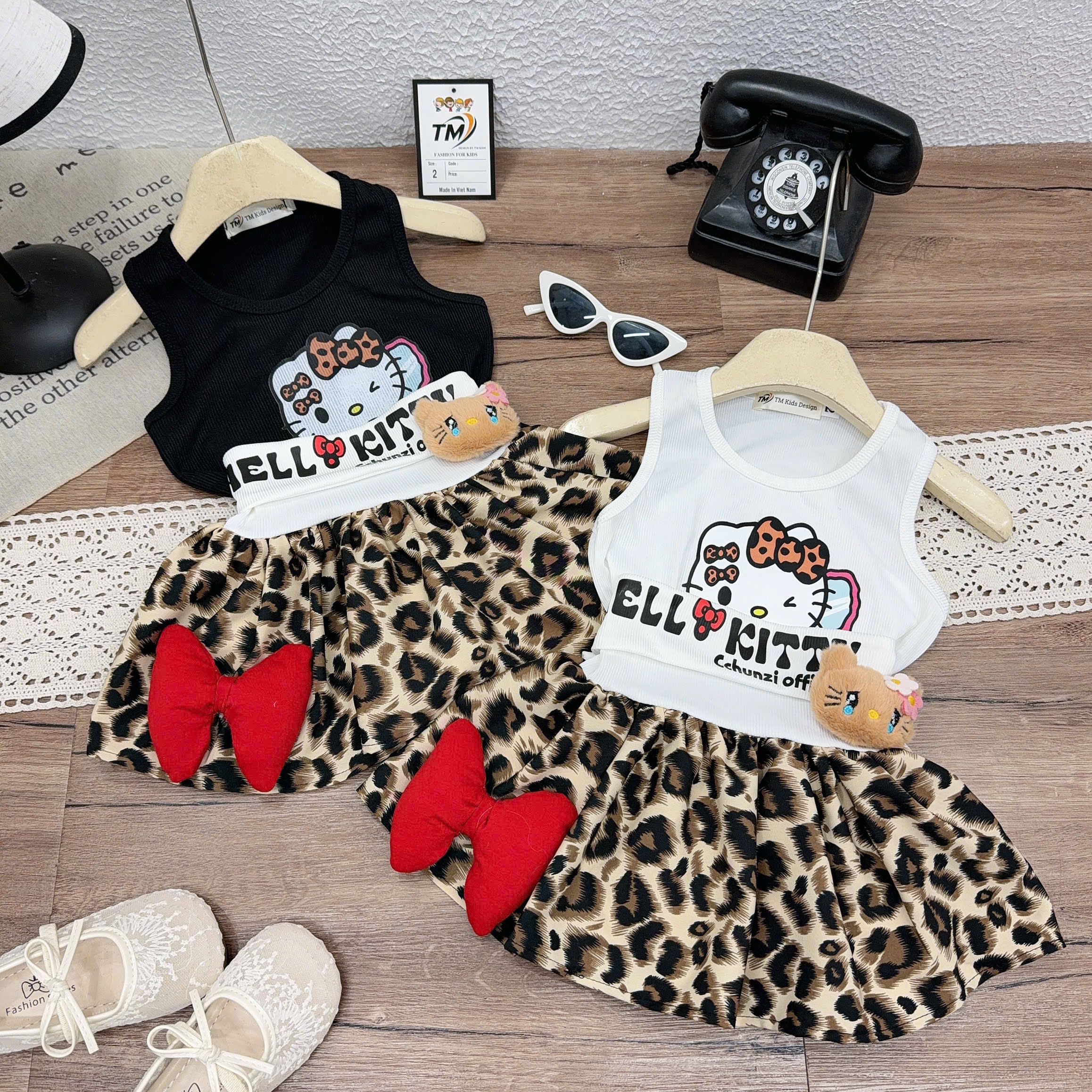 Sét áo kitty cv beo bé gái