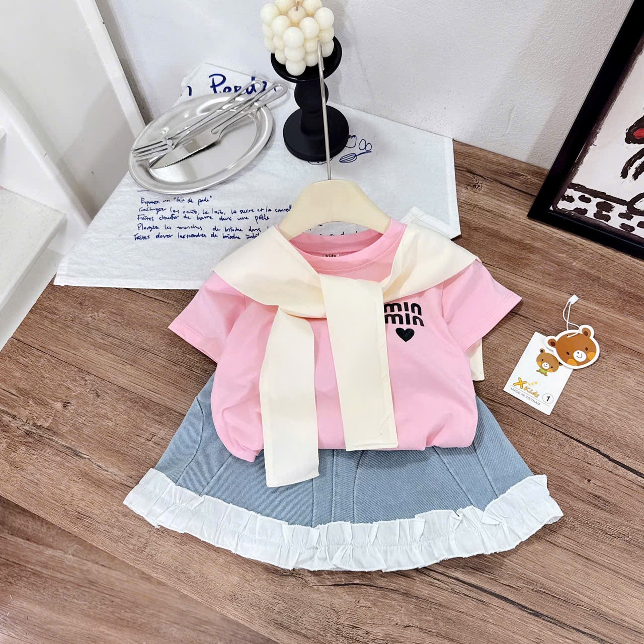 Sét áo miu kèm khăn xk + cv bò bé gái