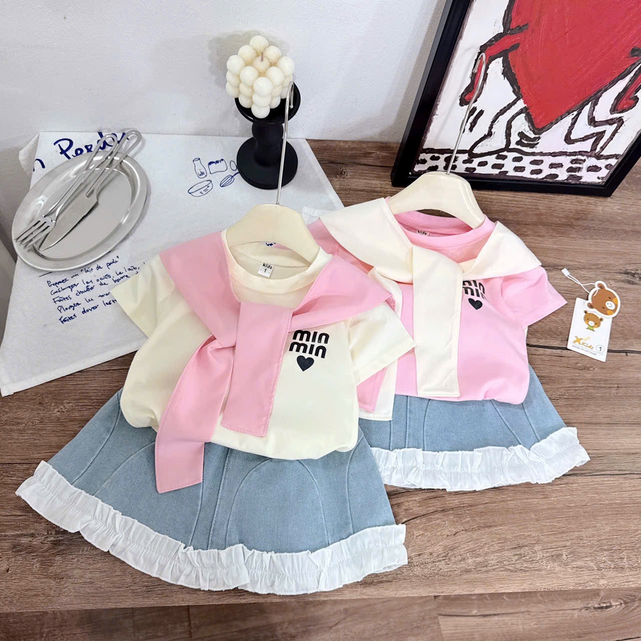 Sét áo miu kèm khăn xk + cv bò bé gái