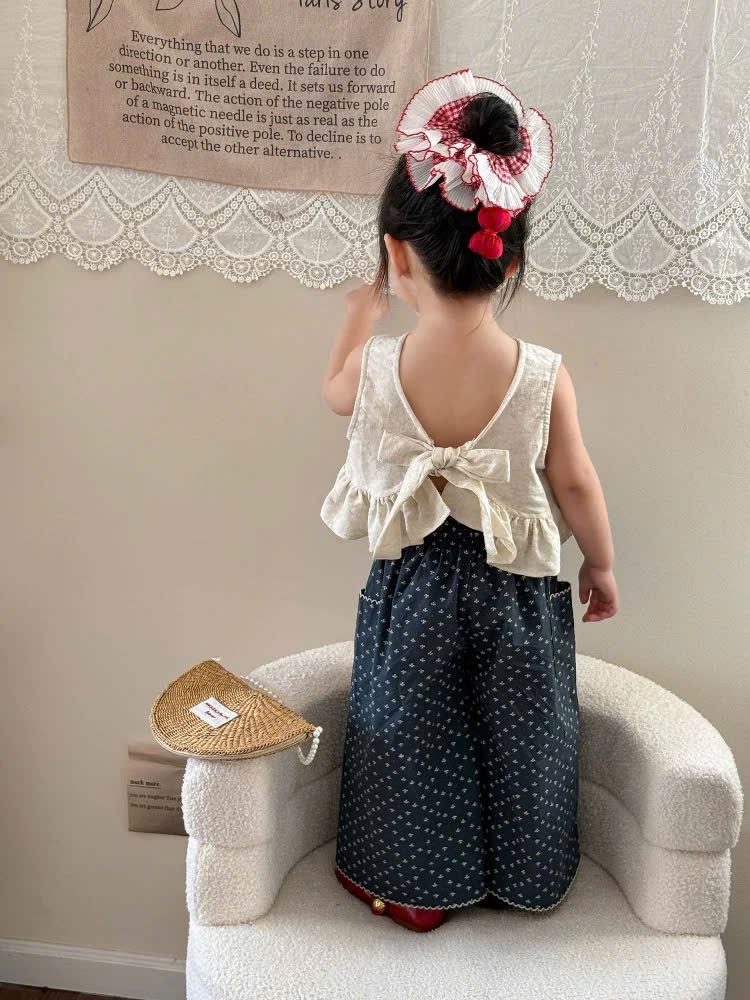 Sét áo nơ sau quần tim xanh bé gái