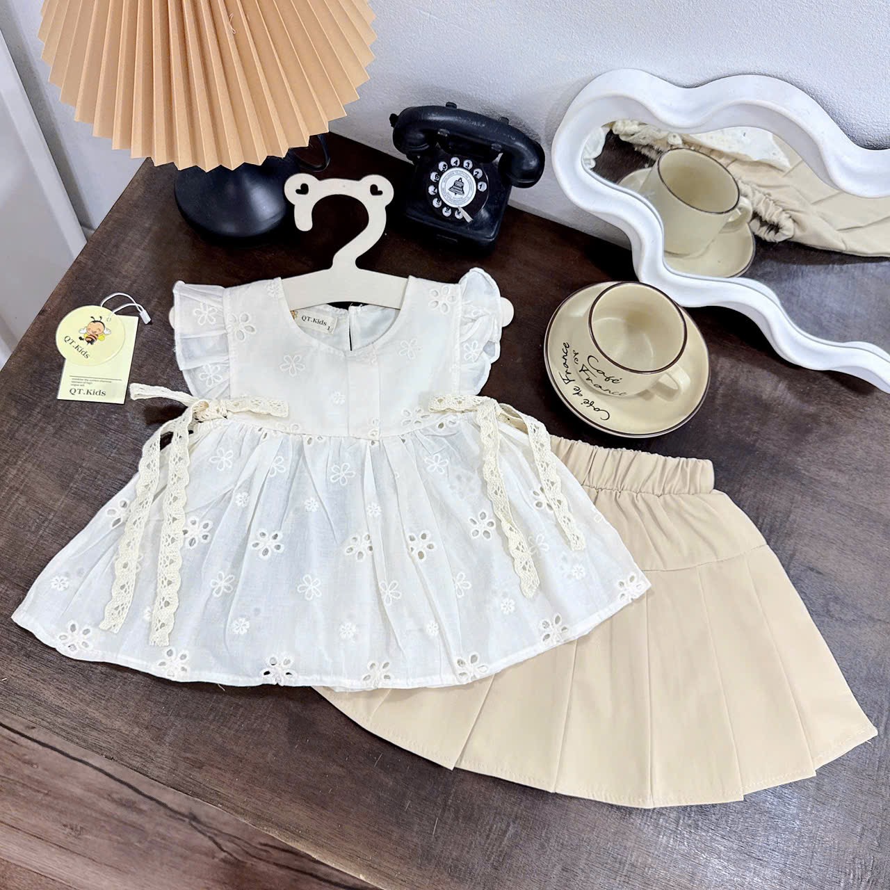 Sét áo ren babydoll cv xếp ly qt bé gái