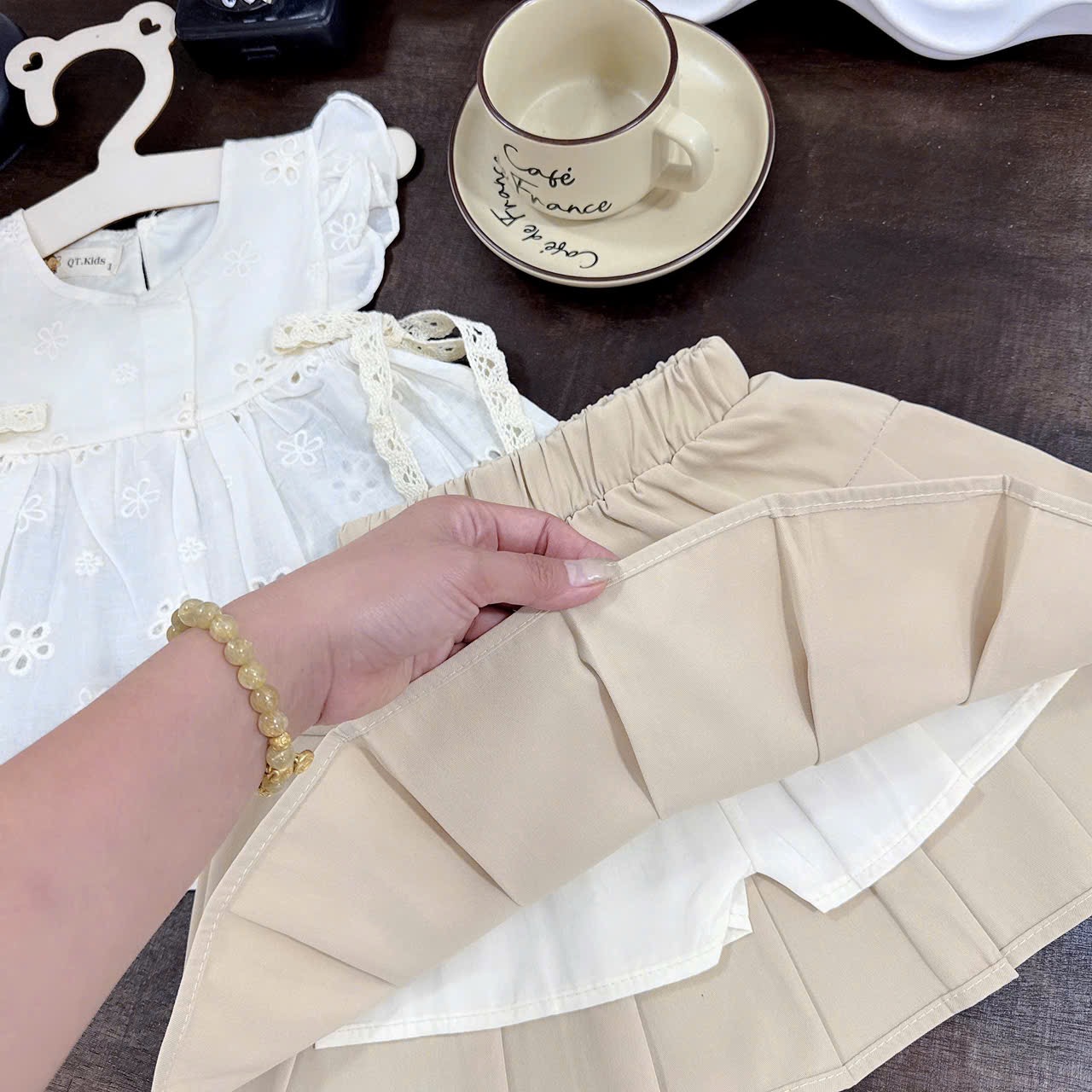 Sét áo ren babydoll cv xếp ly qt bé gái