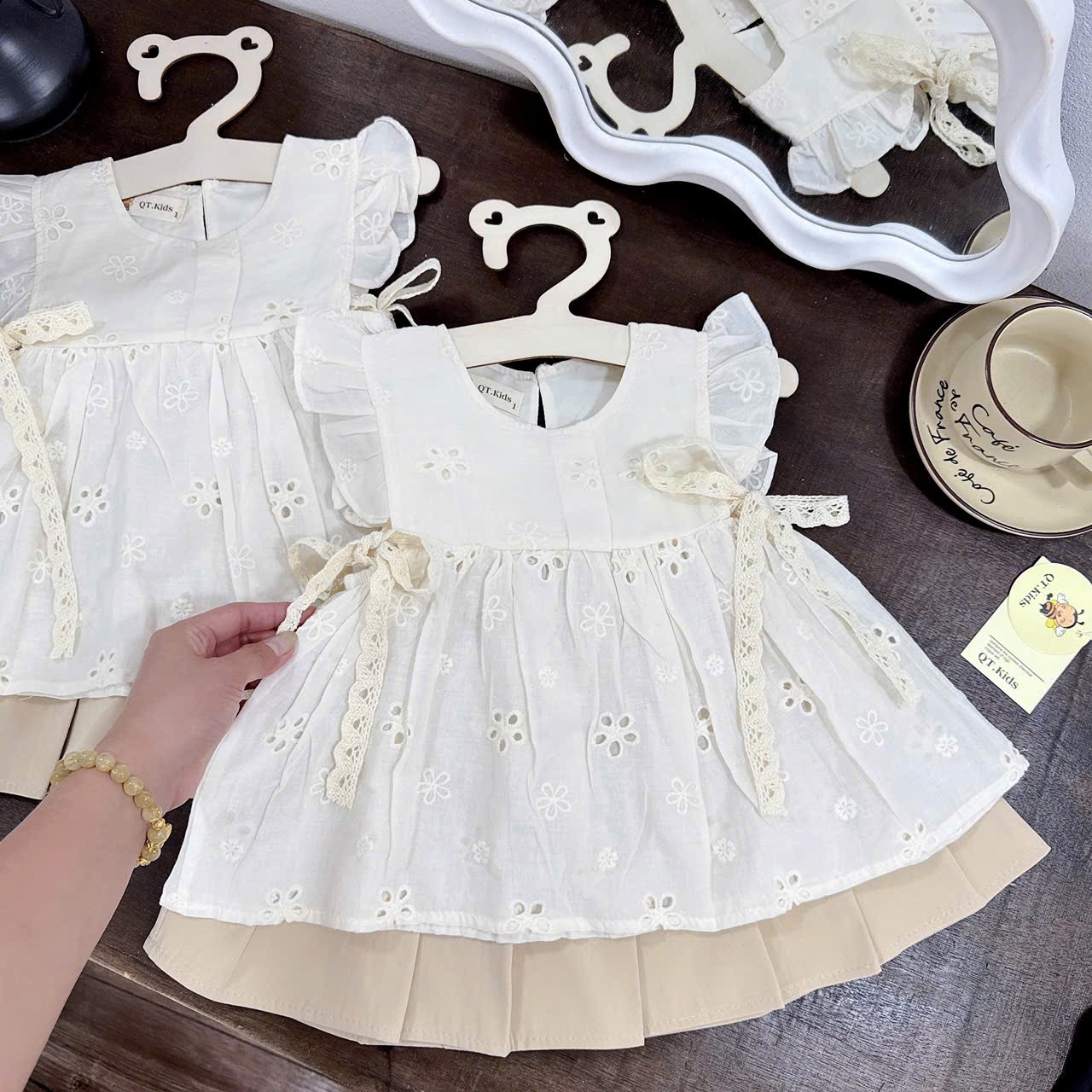 Sét áo ren babydoll cv xếp ly qt bé gái