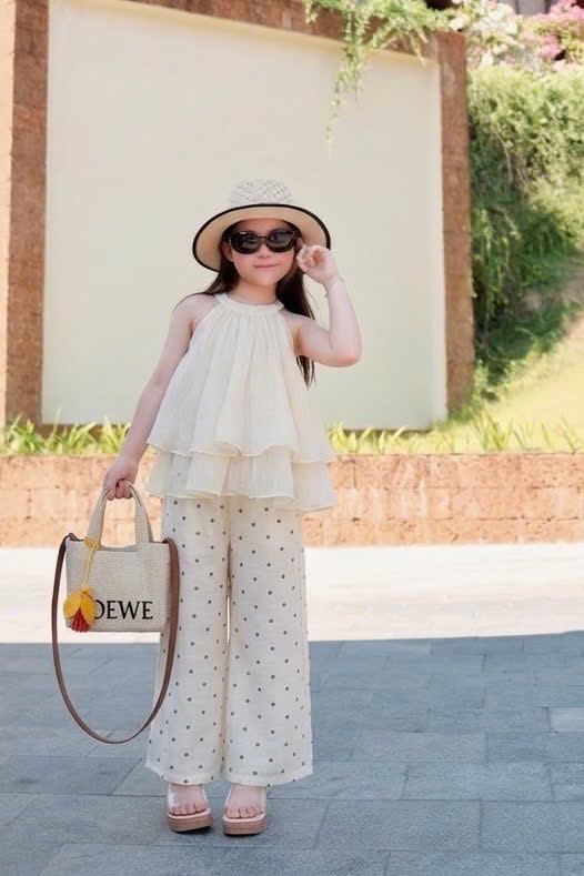 Sét áo voan kem quần xuông chấm bi sn bé gái