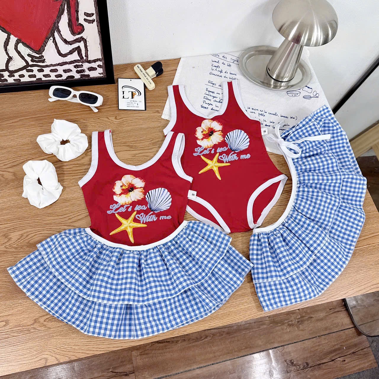 Sét bikini kèm cv caro bé gái