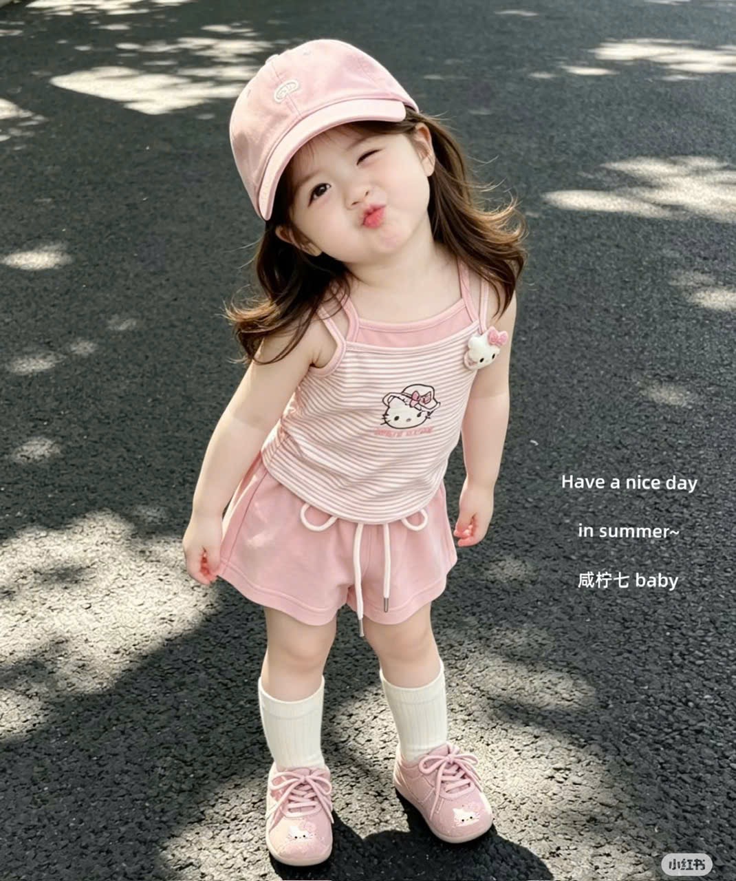 Sét bộ 2 dây kitty kẻ quần sooc hồng bé gái