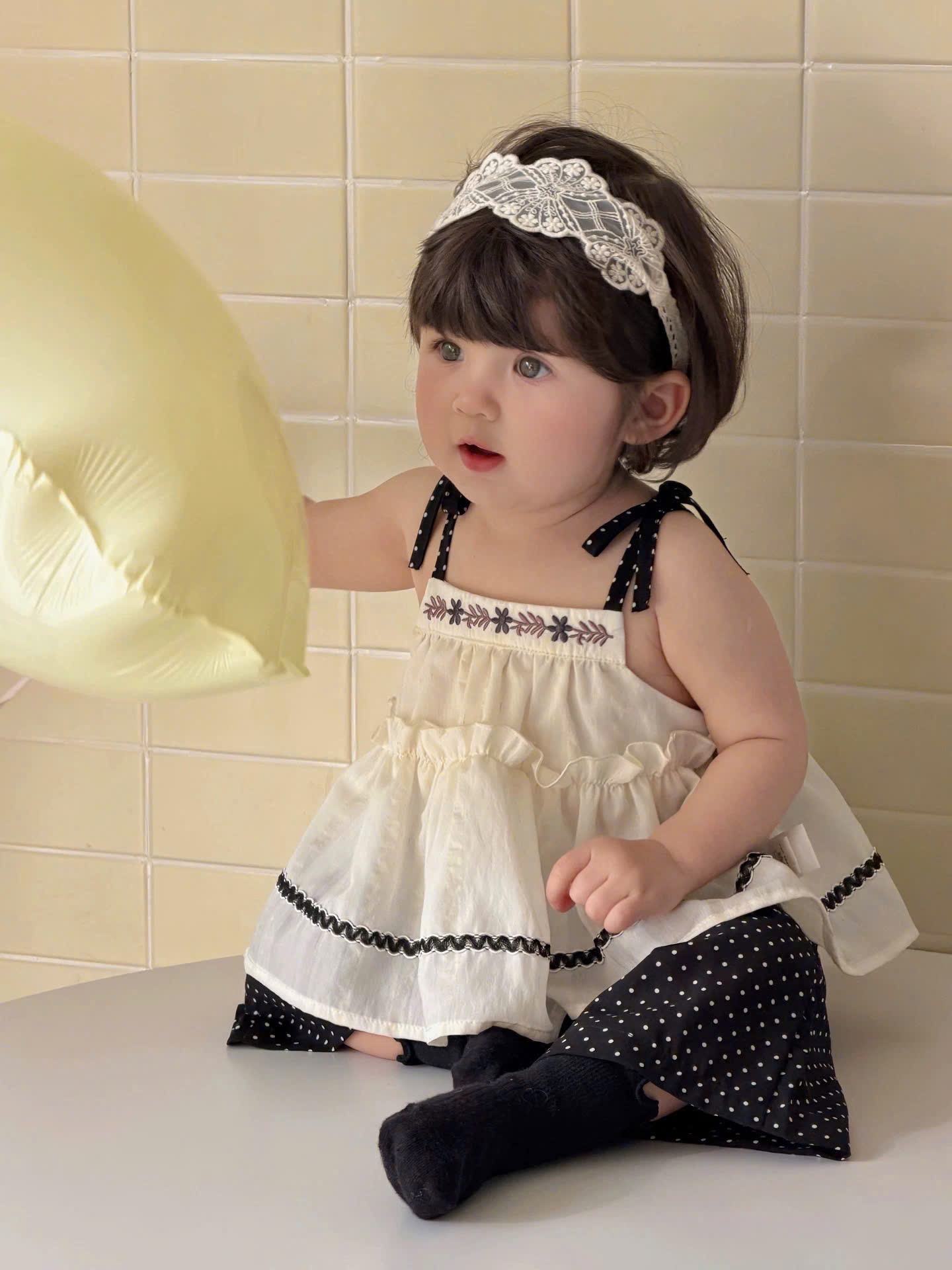 Sét bộ 2 dây quần xuông đen bi bé gái