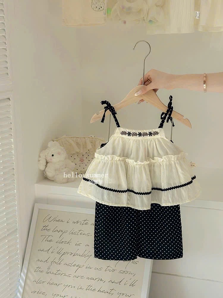 Sét bộ 2 dây quần xuông đen bi bé gái