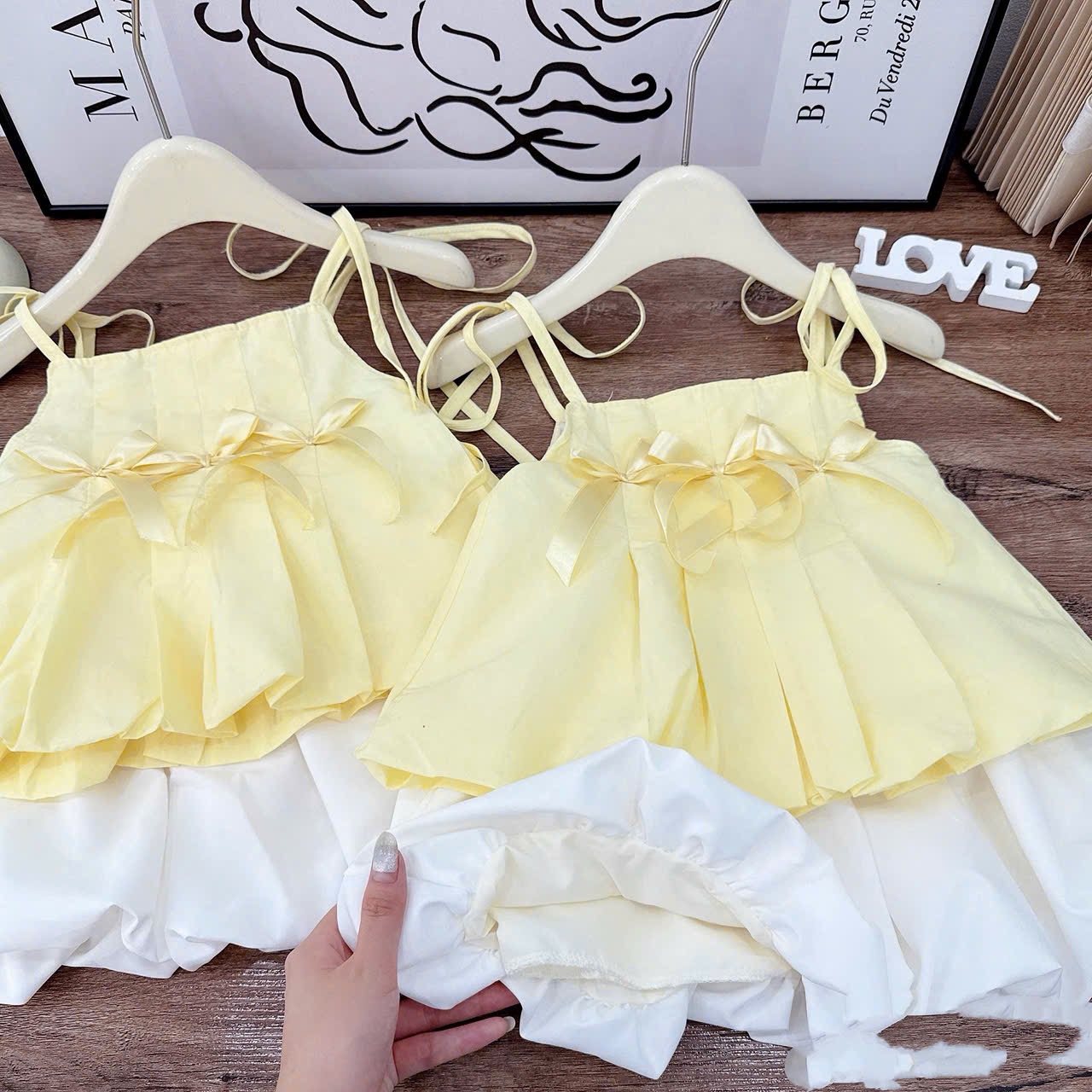 Sét bộ 2 dây vàng cv trắng bồng bé gái