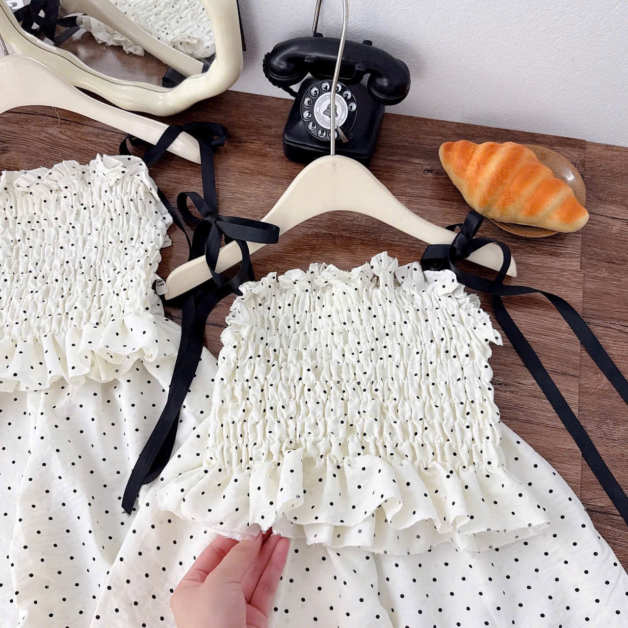 Sét bộ áo bi 2 dây quần ống lửng bé gái