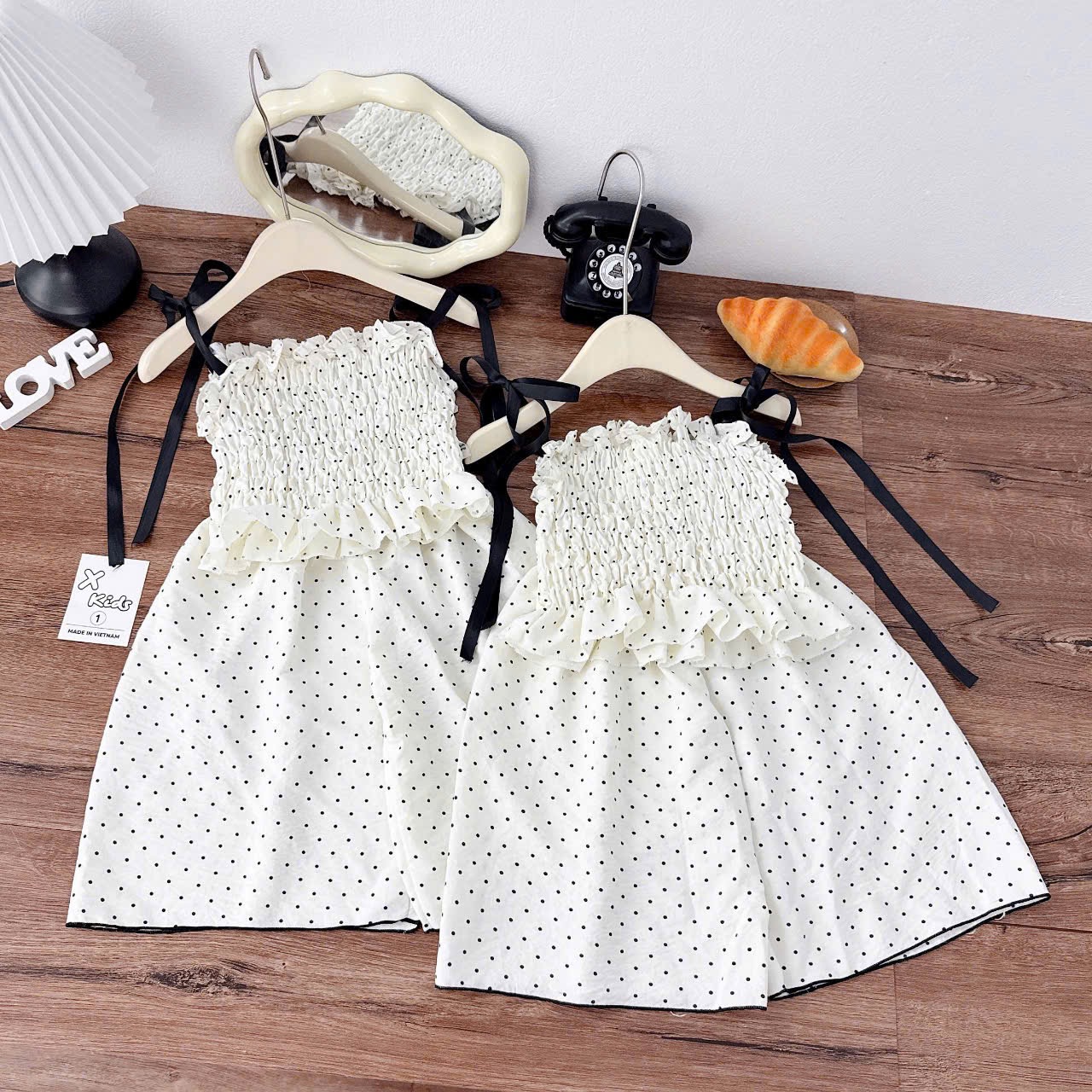 Sét bộ áo bi 2 dây quần ống lửng bé gái