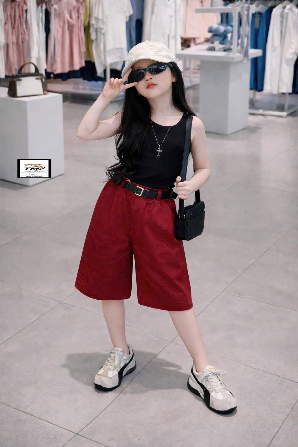 Sét bộ áo đen quần thô lửng bé gái kèm đai