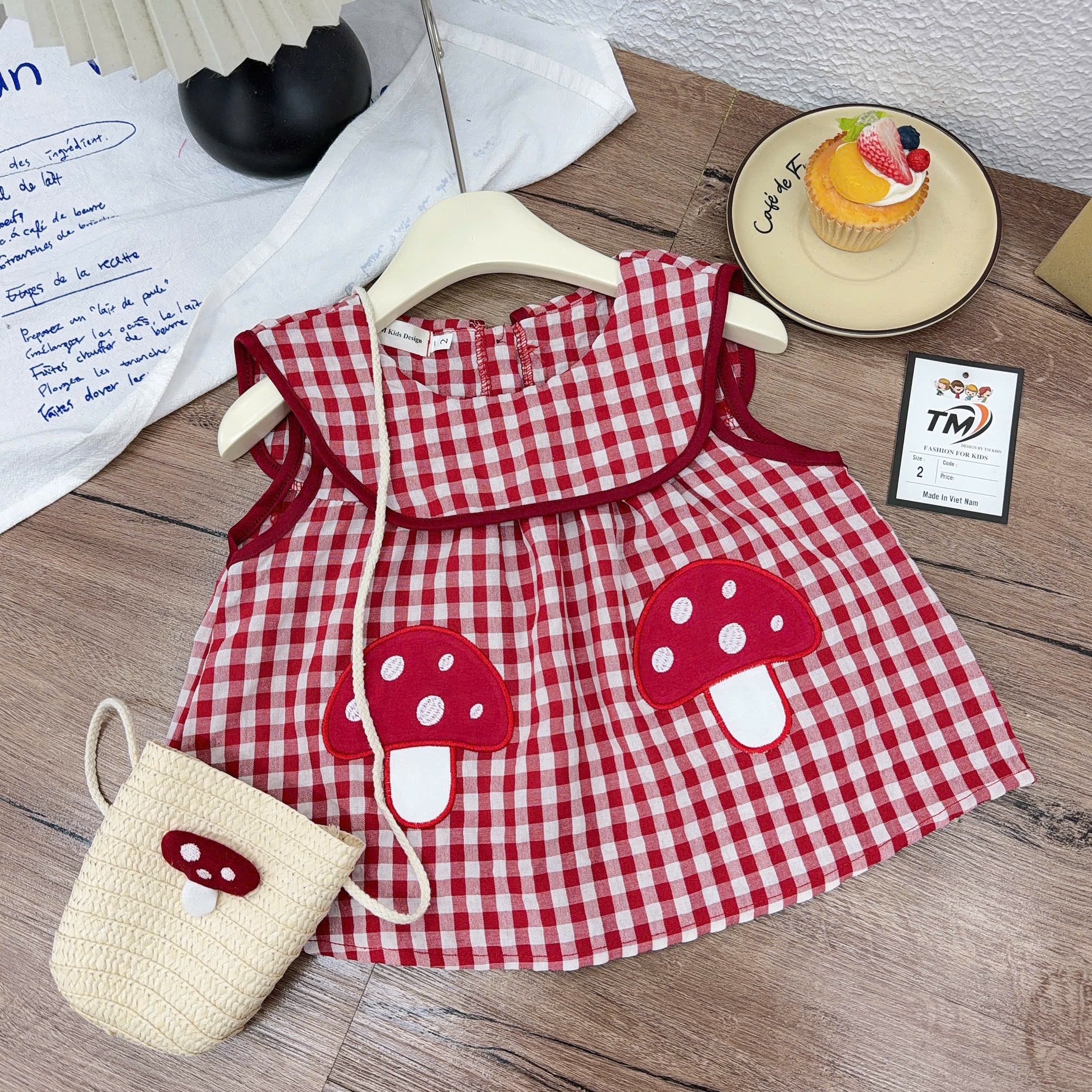 Sét bộ áo kẻ đỏ kèm túi nấm cv bồng bí bé gái
