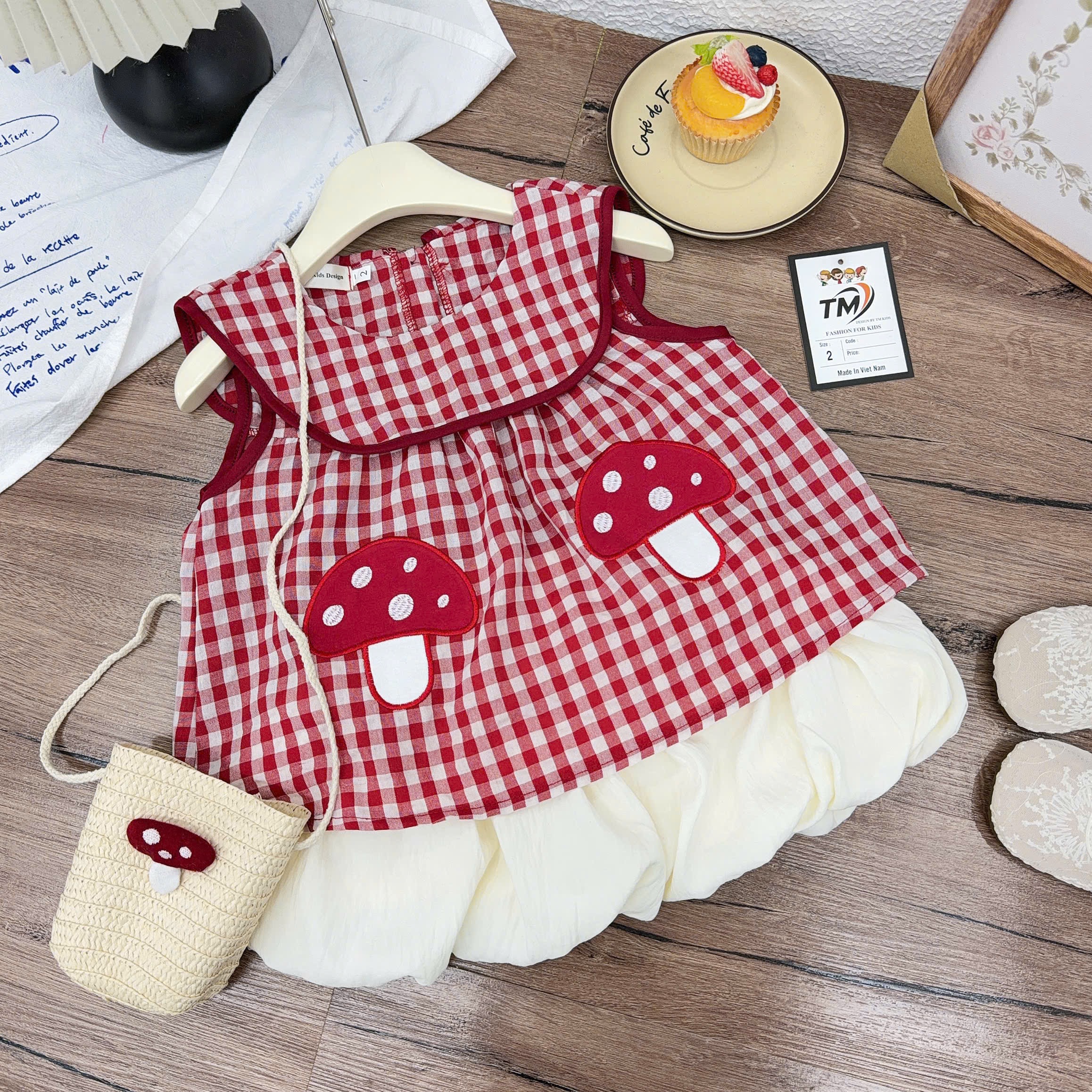 Sét bộ áo kẻ đỏ kèm túi nấm cv bồng bí bé gái