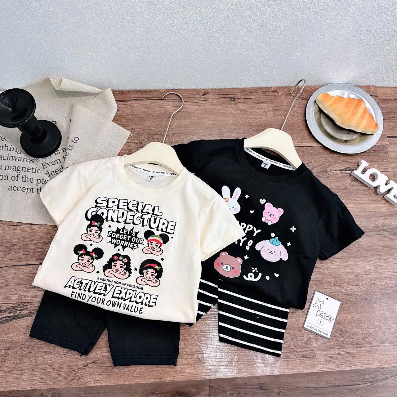 Sét bộ áo kem đen hình quần legging bé gái