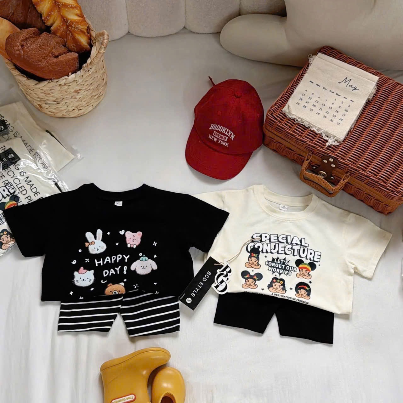 Sét bộ áo kem đen hình quần legging bé gái