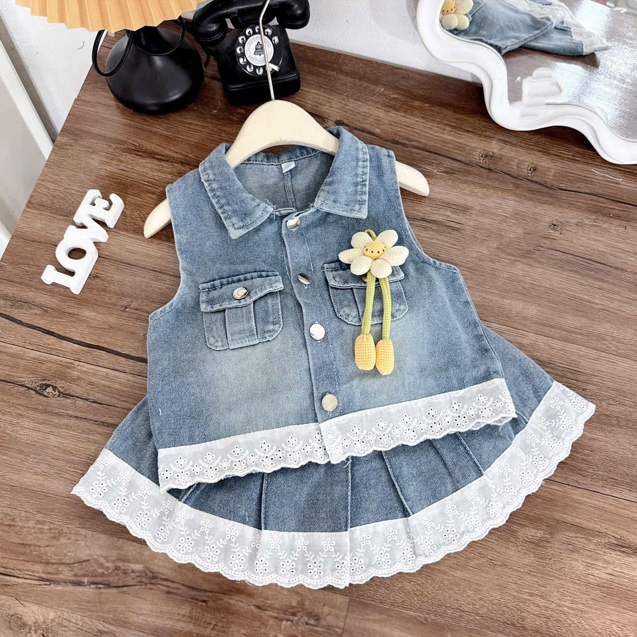 Sét bộ bò đính hoa bé gái