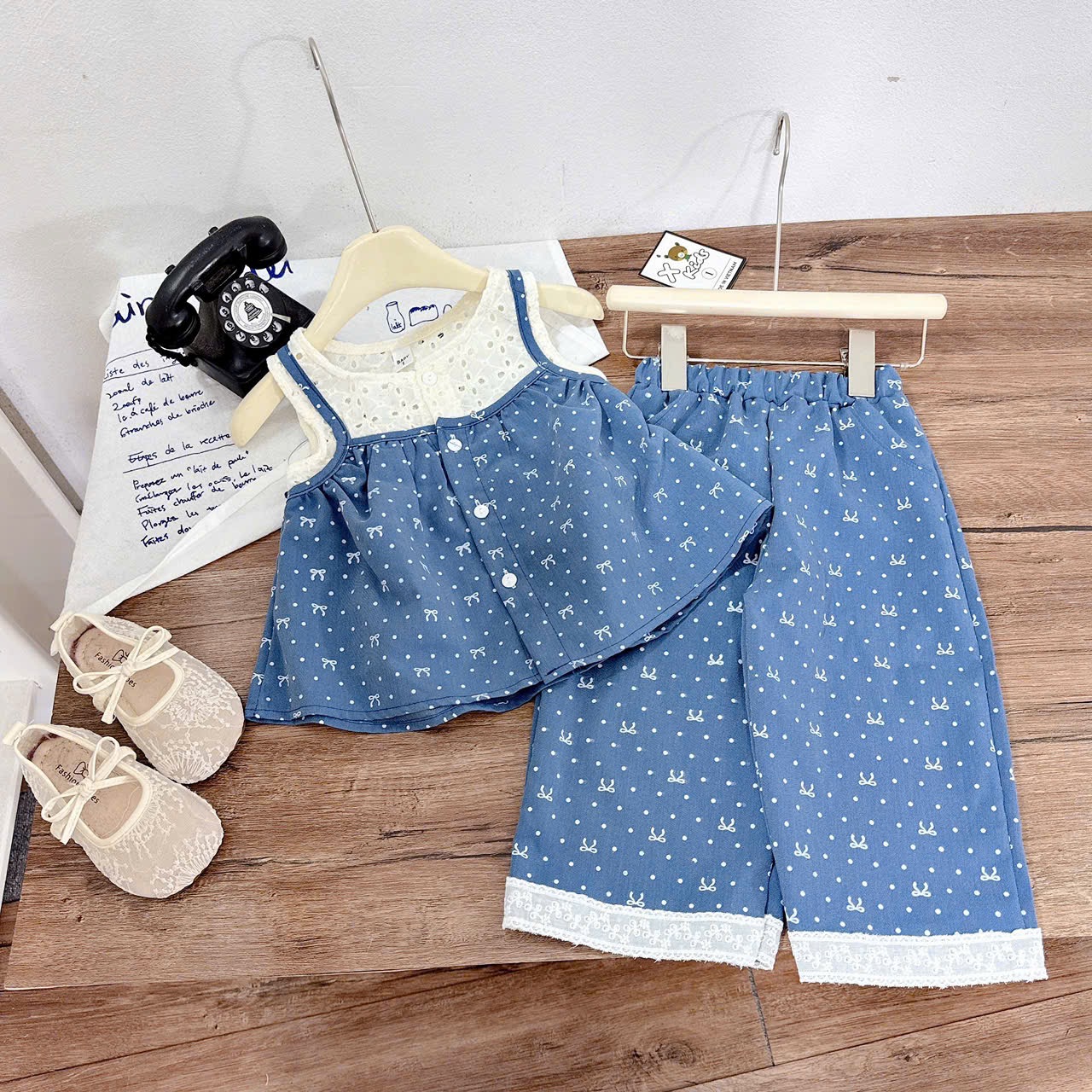 Sét bộ bò giấy phối ren quần xuông bé gái