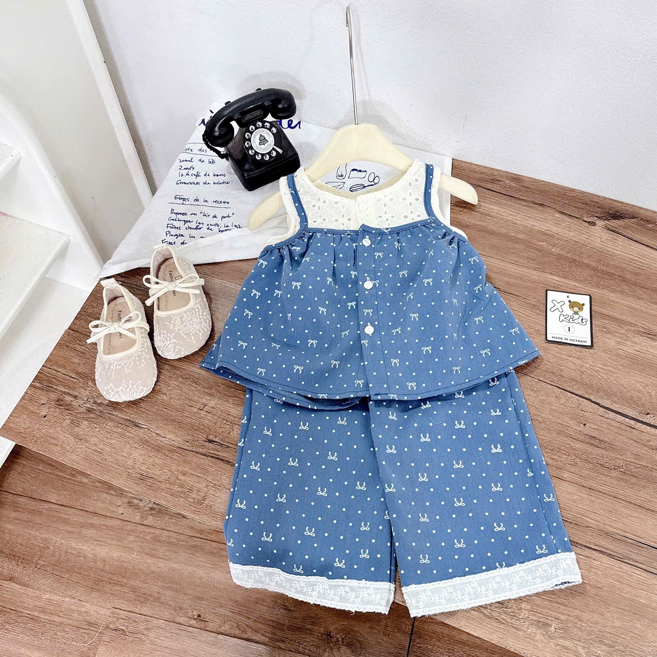 Sét bộ bò giấy phối ren quần xuông bé gái