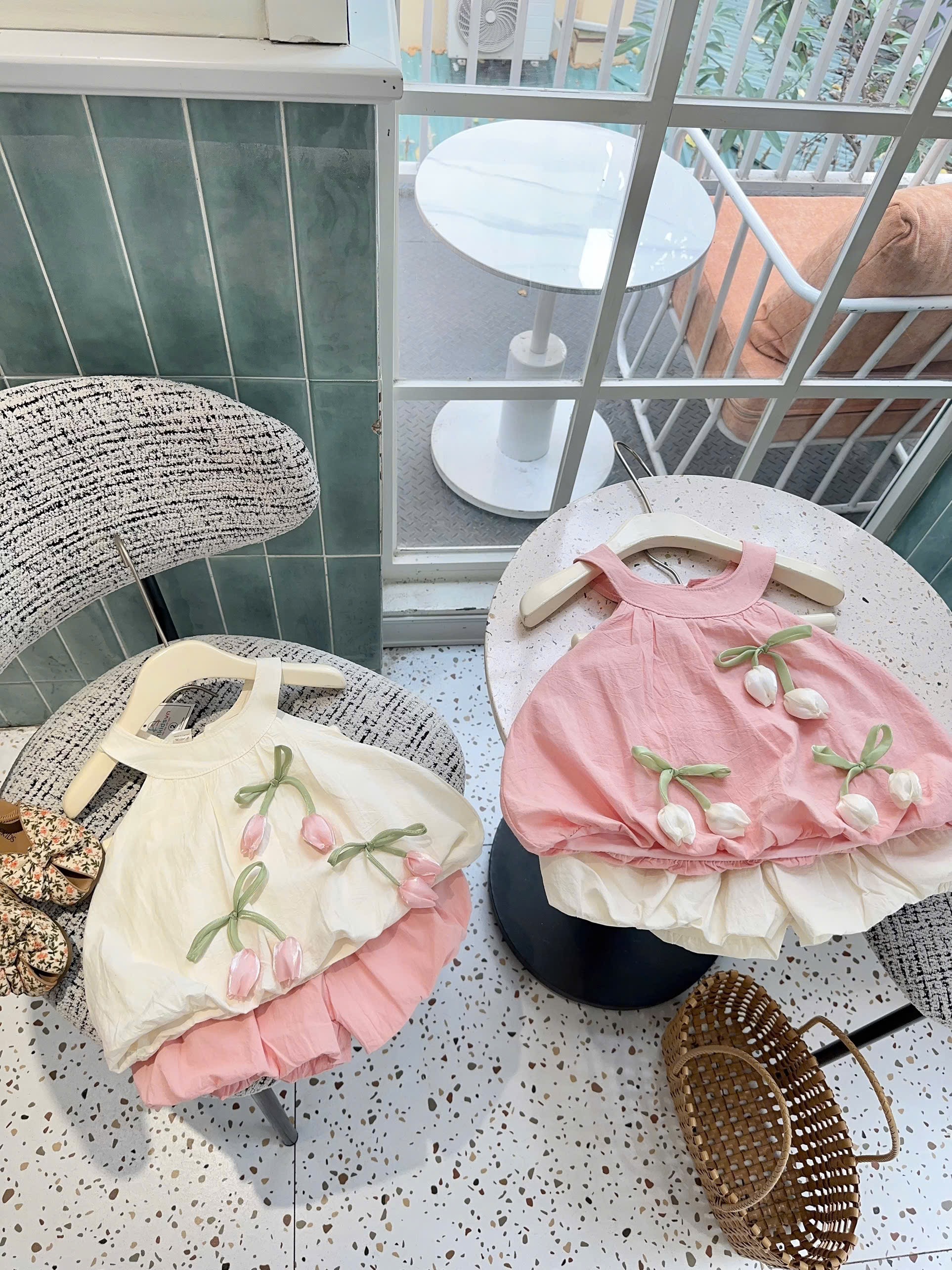 Sét bộ cổ yếm tuy lip quần bồng bé gái (theo màu áo