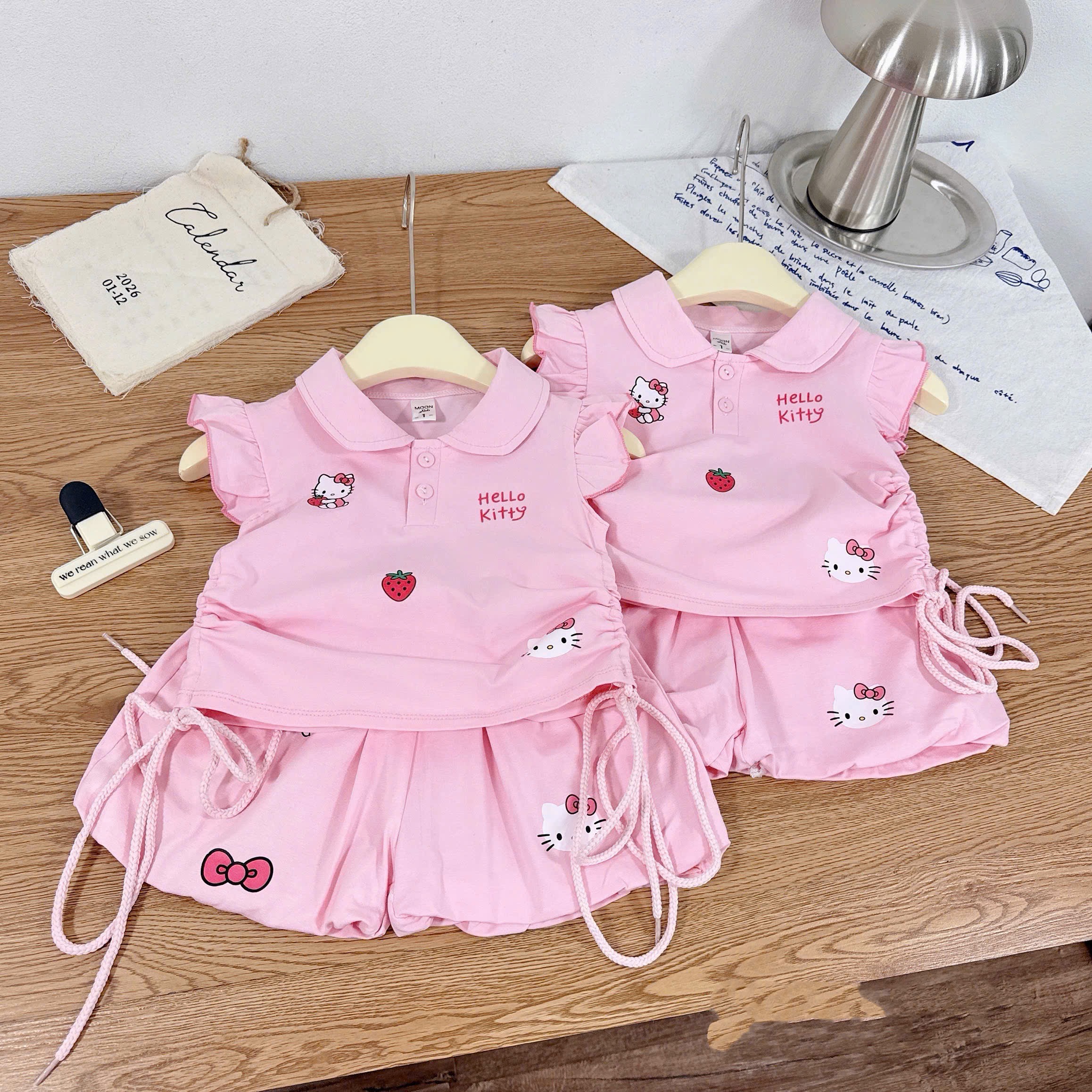 Sét bộ kitty rút dây bé gái